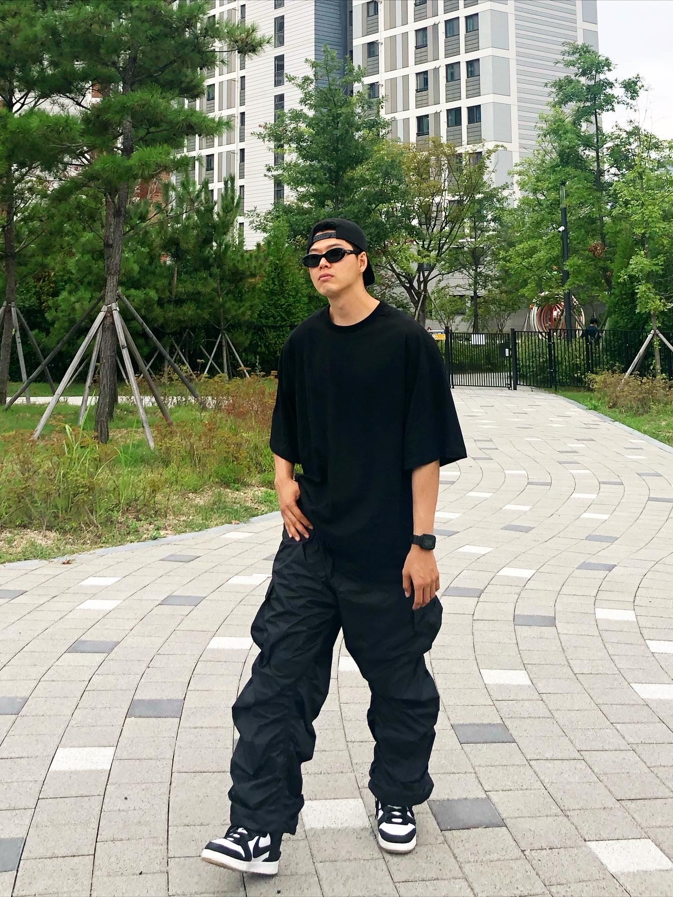 Nike x Ambush Dunk High Black 착용 스타일 - 1
