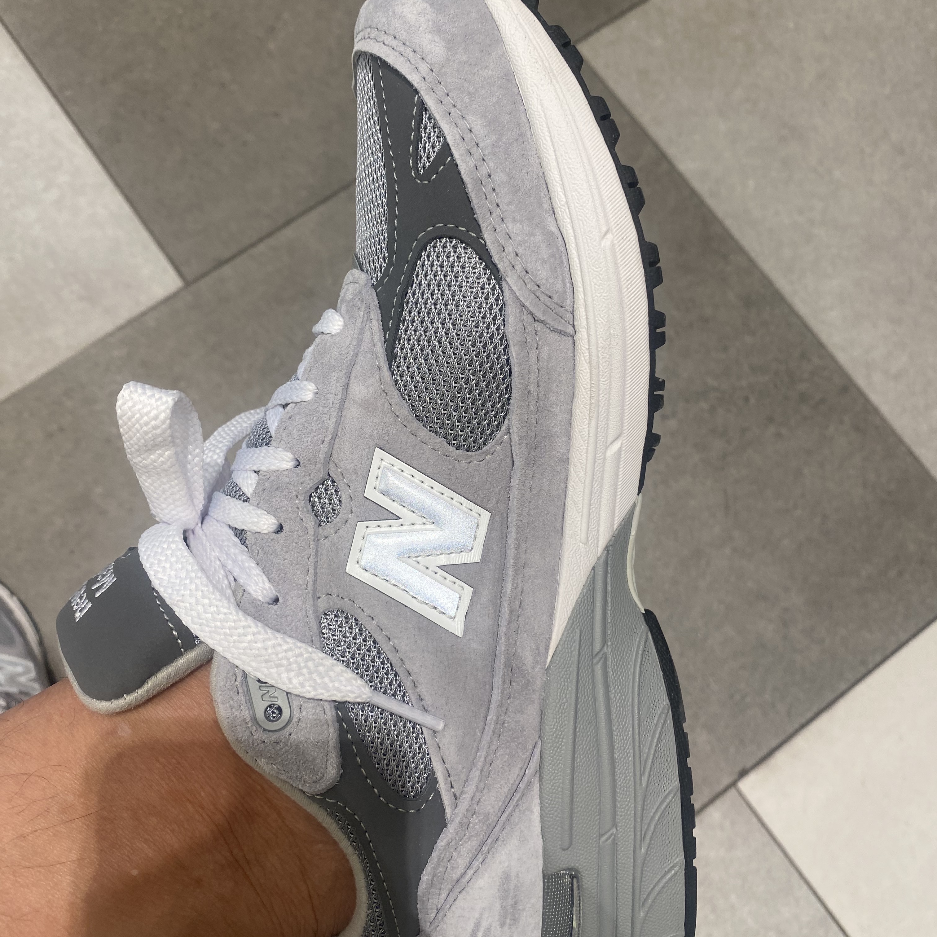 New Balance 993 Made in USA Grey - D Standard 착용 스타일 - 1