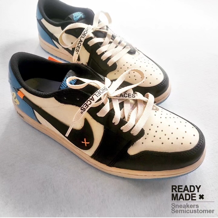 Jordan 1 Retro Low OG Black and Dark Powder Blue 착용 스타일 - 3
