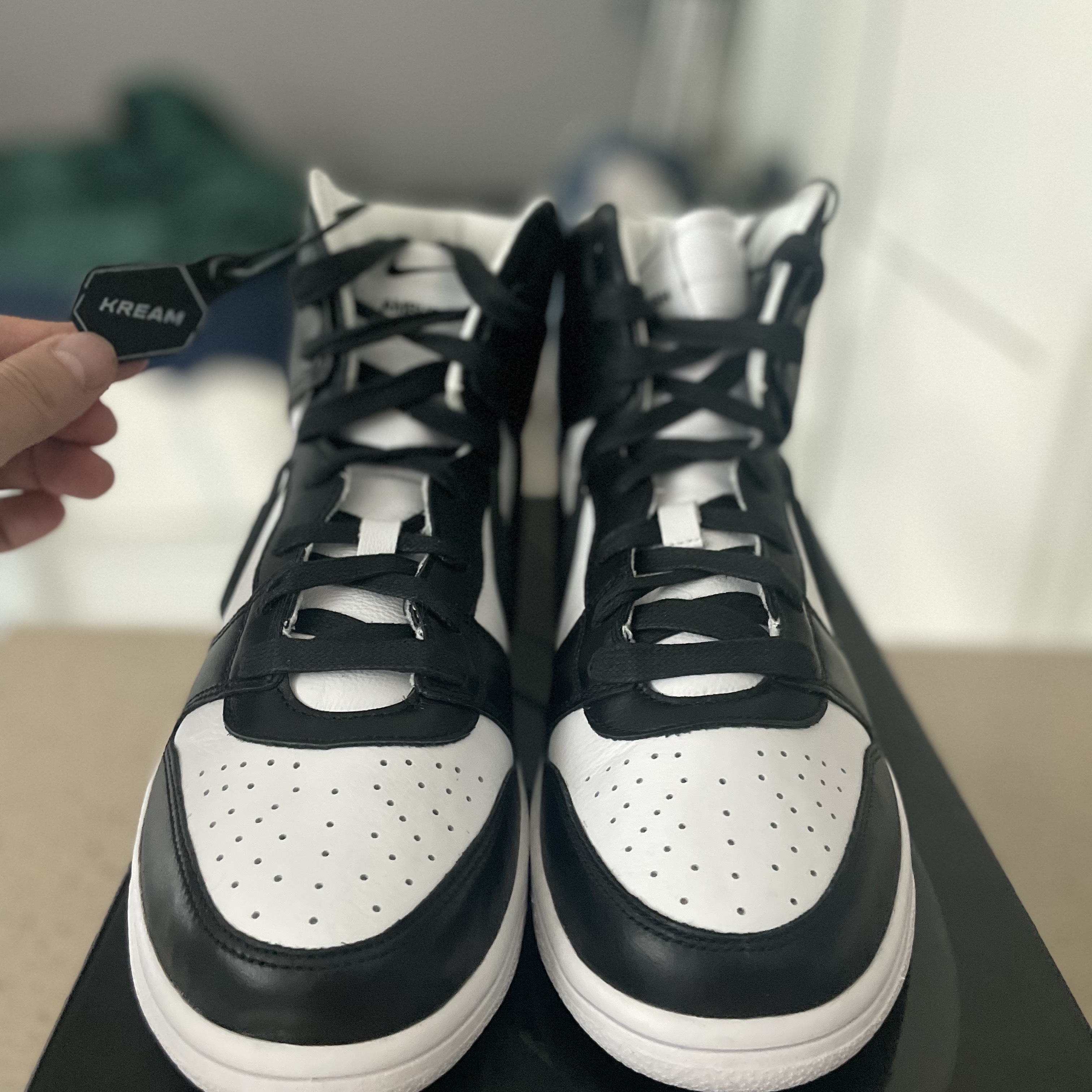 Nike x Ambush Dunk High Black 착용 스타일 - 3