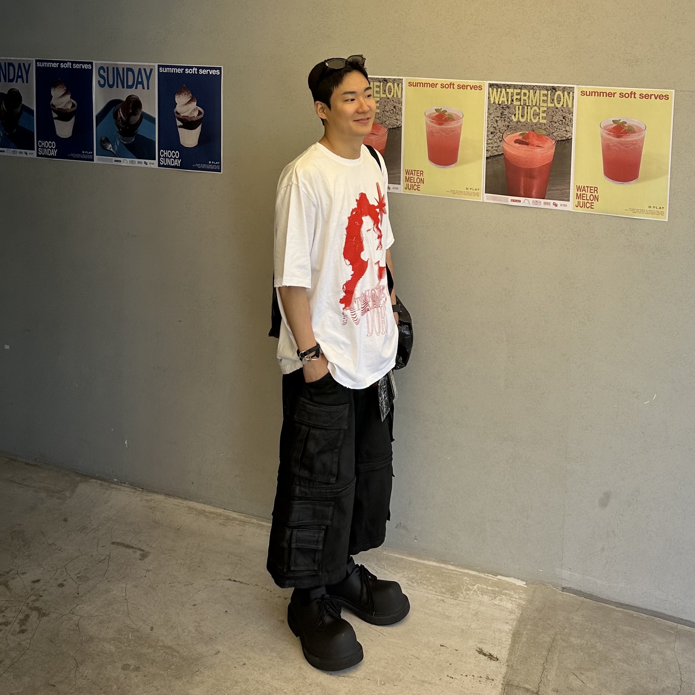 Balenciaga Steroid Derby Black, Project G/R Oversized Convertible Cargo Pants Coated Black 착용 스타일 - 3