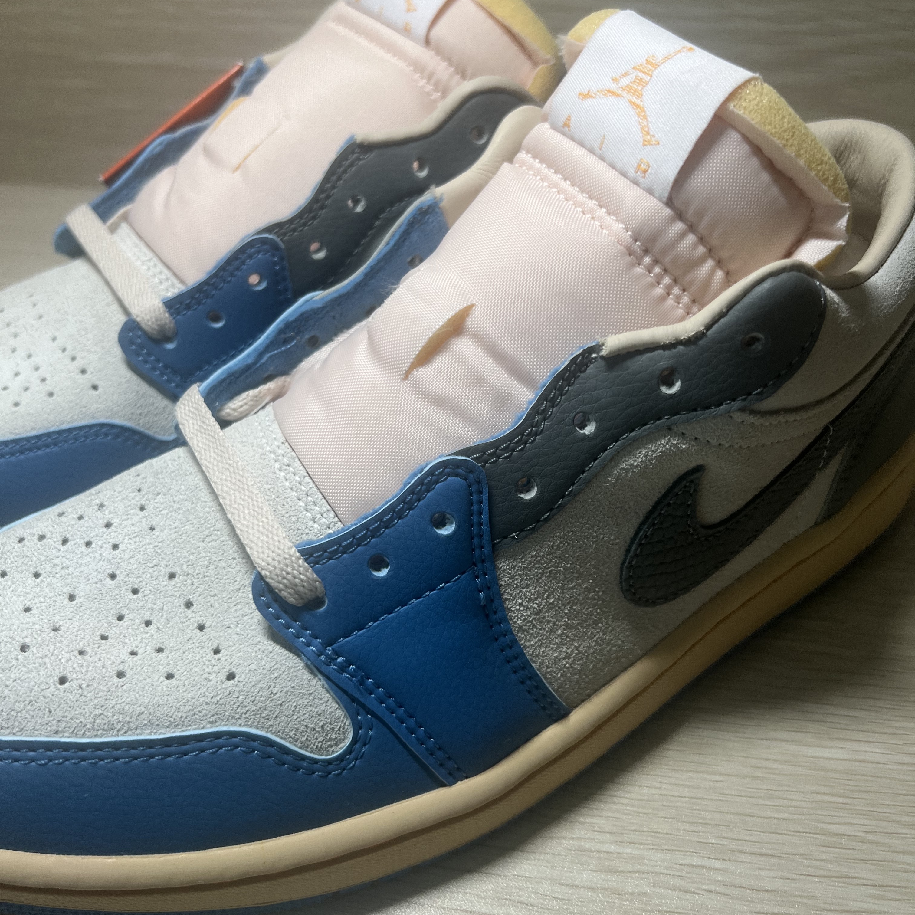 Jordan 1 Low SE Tokyo 96 착용 스타일