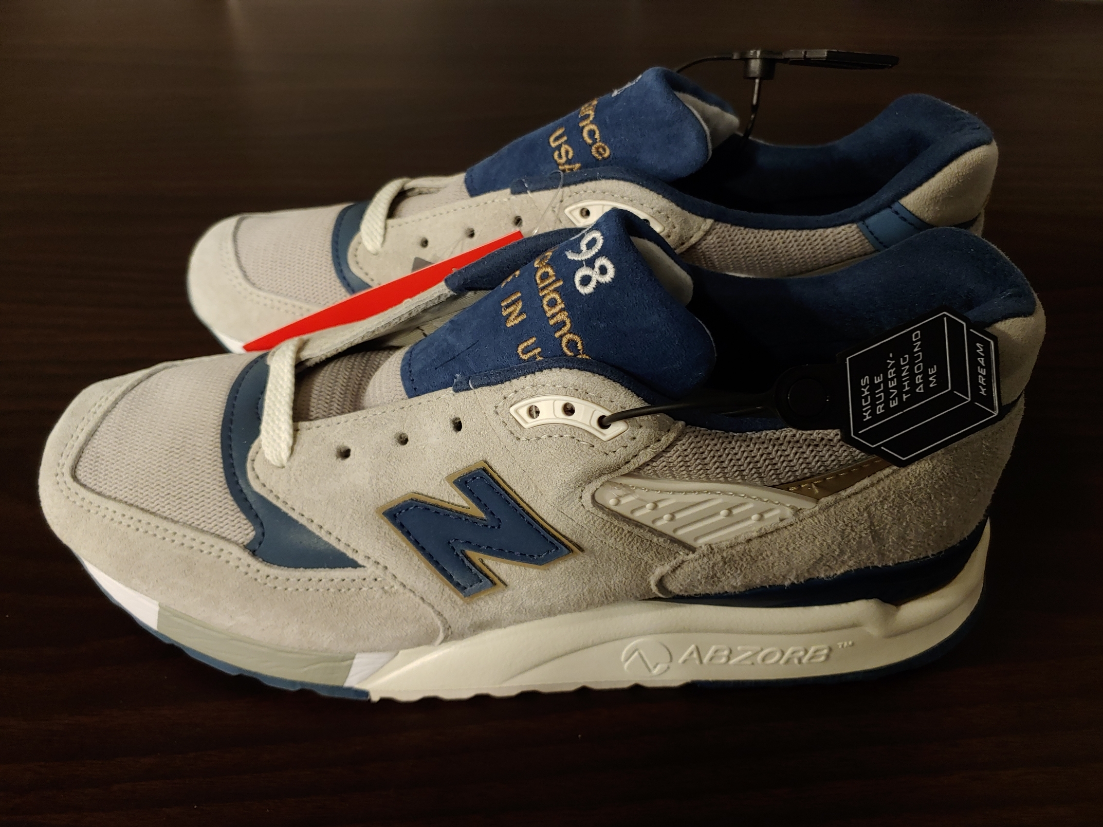 New Balance 998 Made in USA Explore by Sea Grey Navy 착용 스타일 - 1