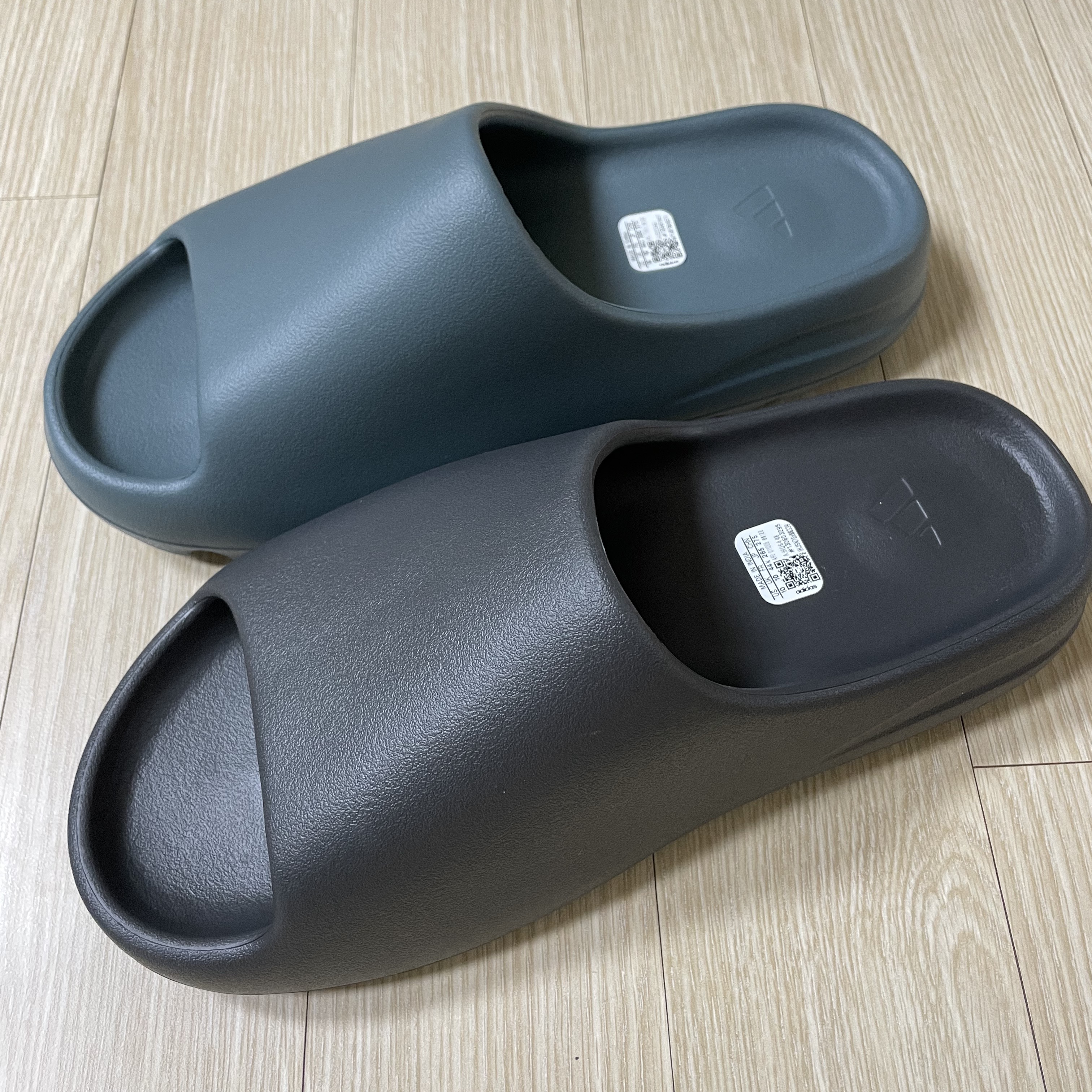 Adidas Yeezy Slide Slate Marine, Adidas Yeezy Slide Onyx 착용 스타일