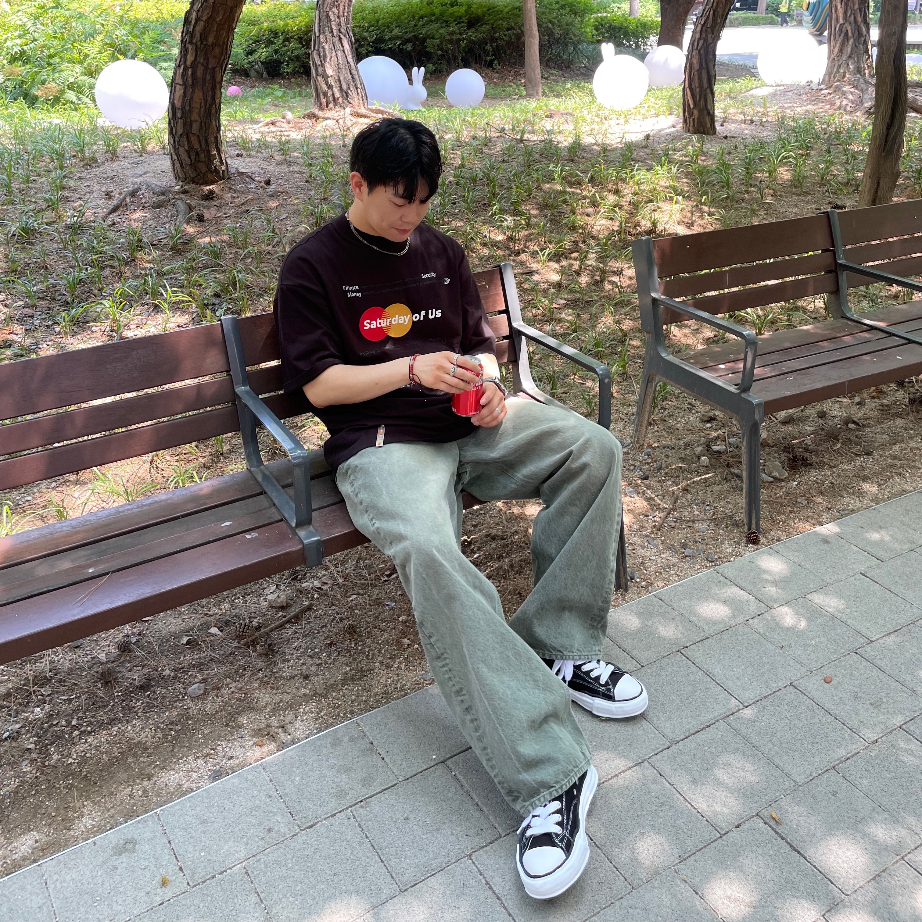 Maison Mihara Yasuhiro Peterson OG Sole Canvas Low Sneakers Black, [KREAM 단독] STU Bank Embroidery Printing T-Shirt Black 착용 스타일 - 3