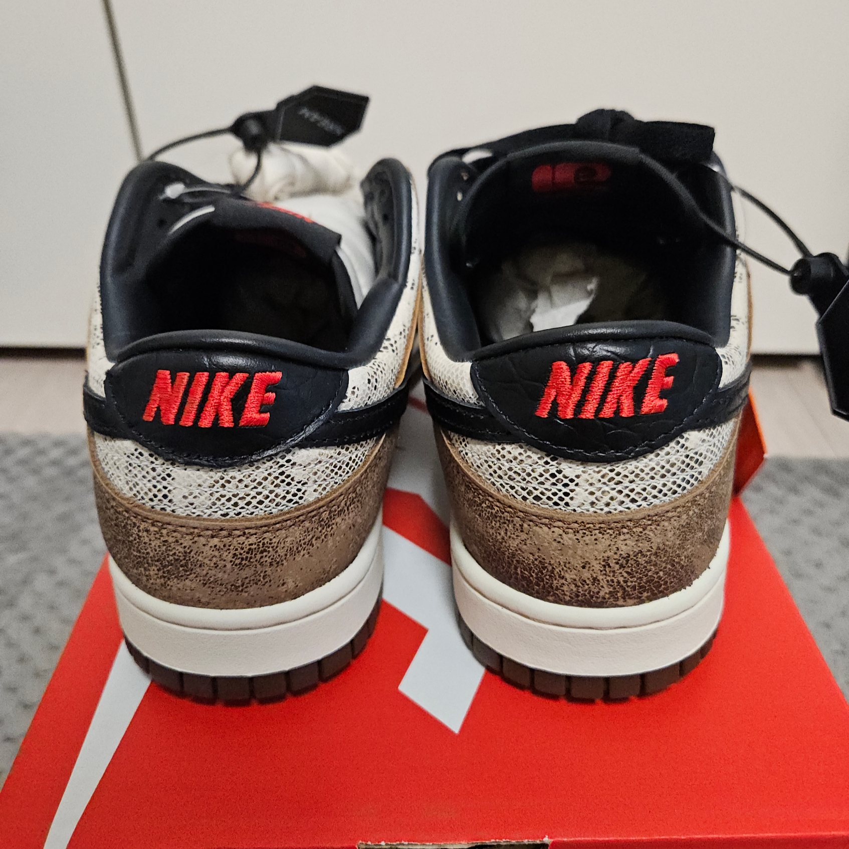Nike Dunk Low PRM Head to Head 착용 스타일 - 3