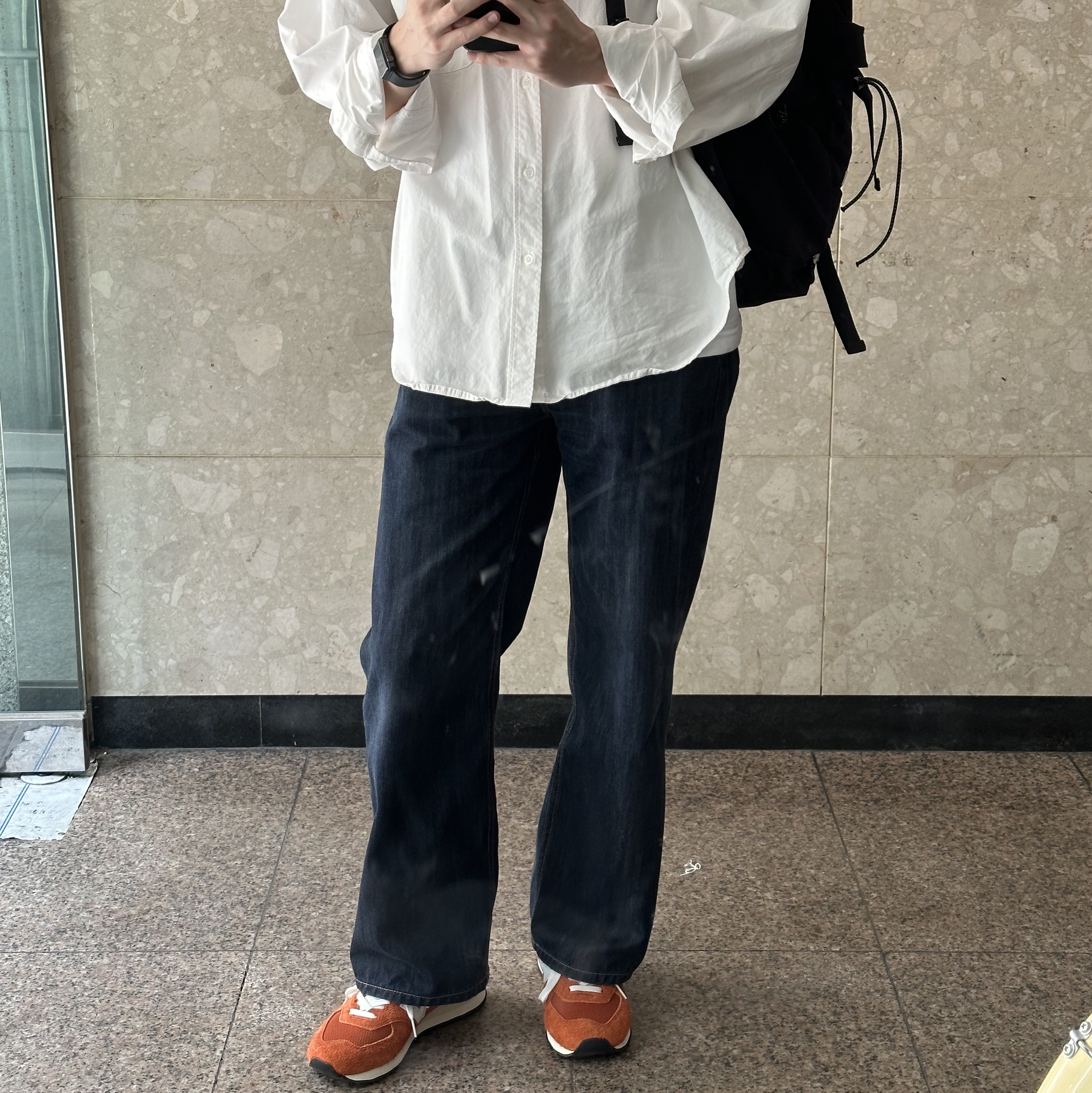 New Balance 574 Heritage Orange Burst White 착용 스타일