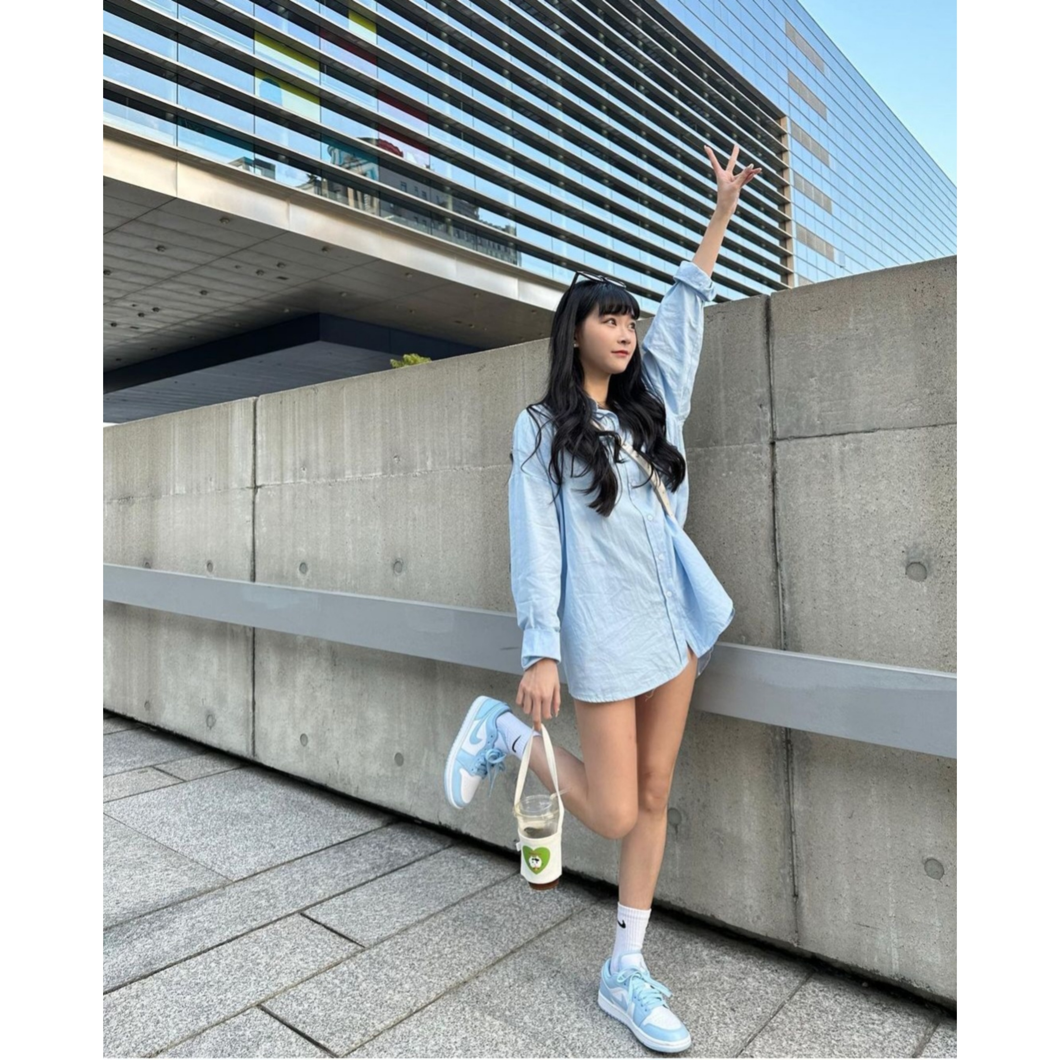 (W) Jordan 1 Low White Ice Blue 착용 스타일 - 2