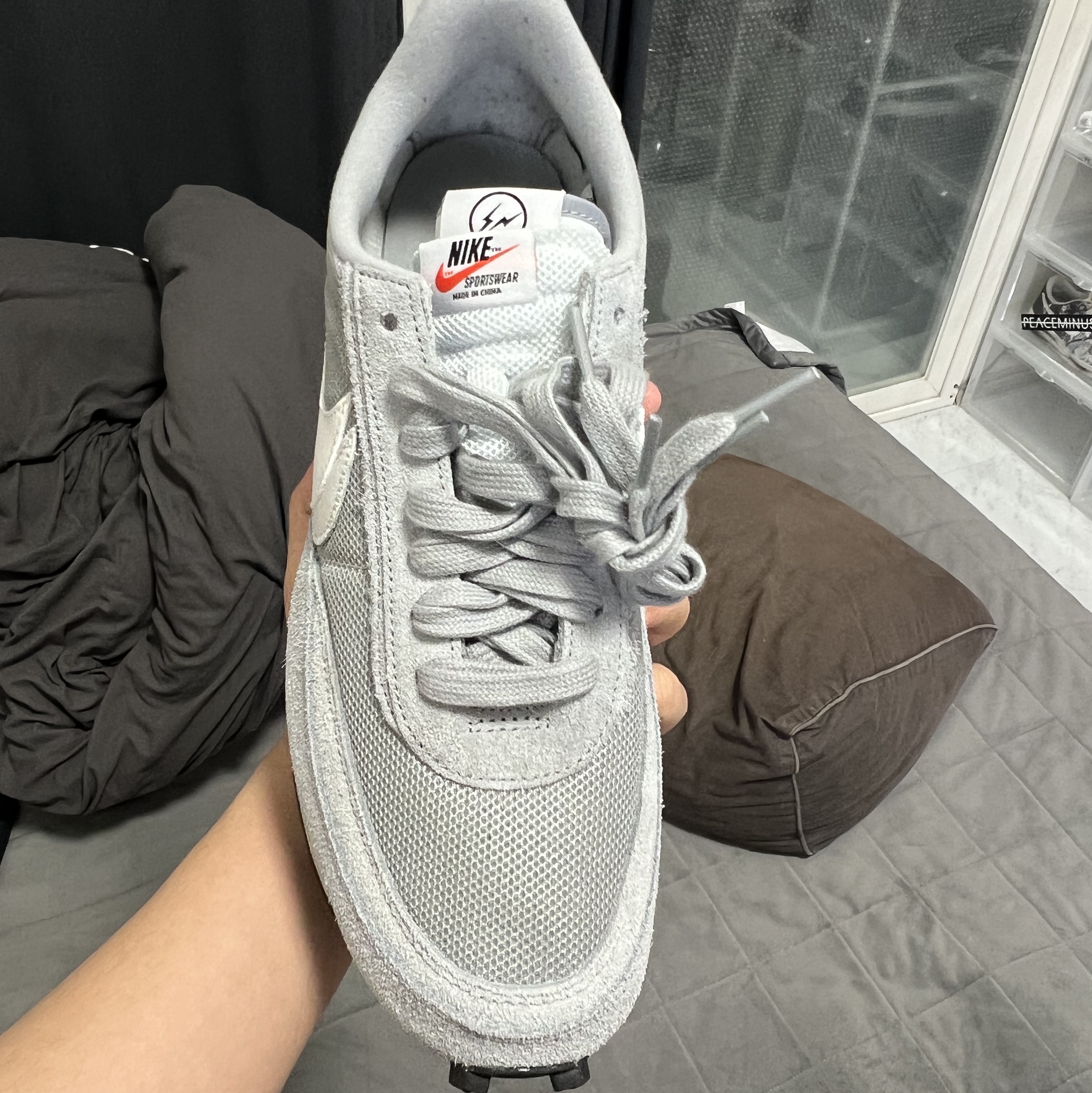 Nike x Sacai x Fragment LDWaffle Light Smoke Grey 착용 스타일