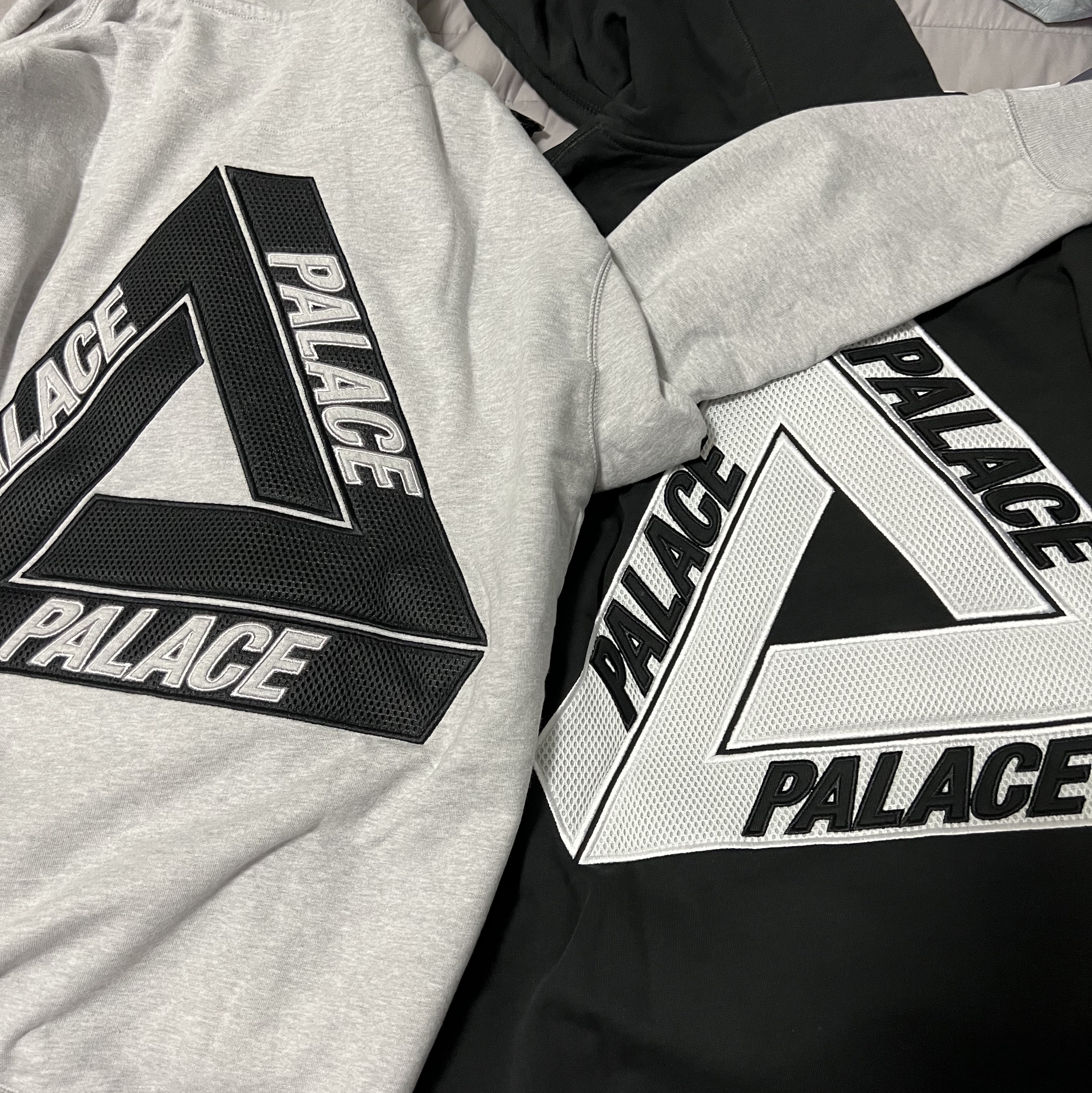 Palace Tri-Mesh Hood Grey Marl - 22SS 착용 스타일