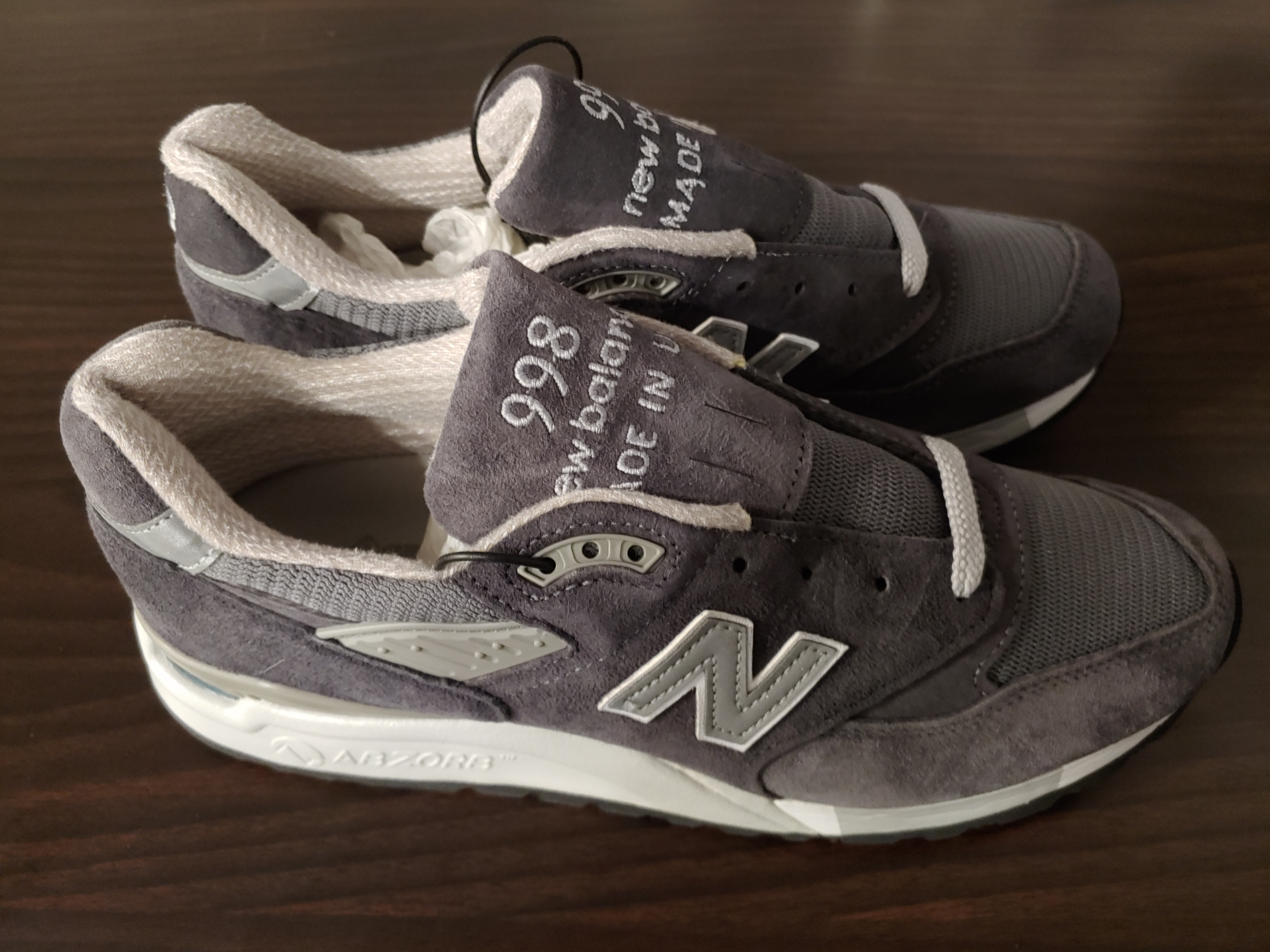 New Balance 998 Made in USA Grey White 착용 스타일 - 2