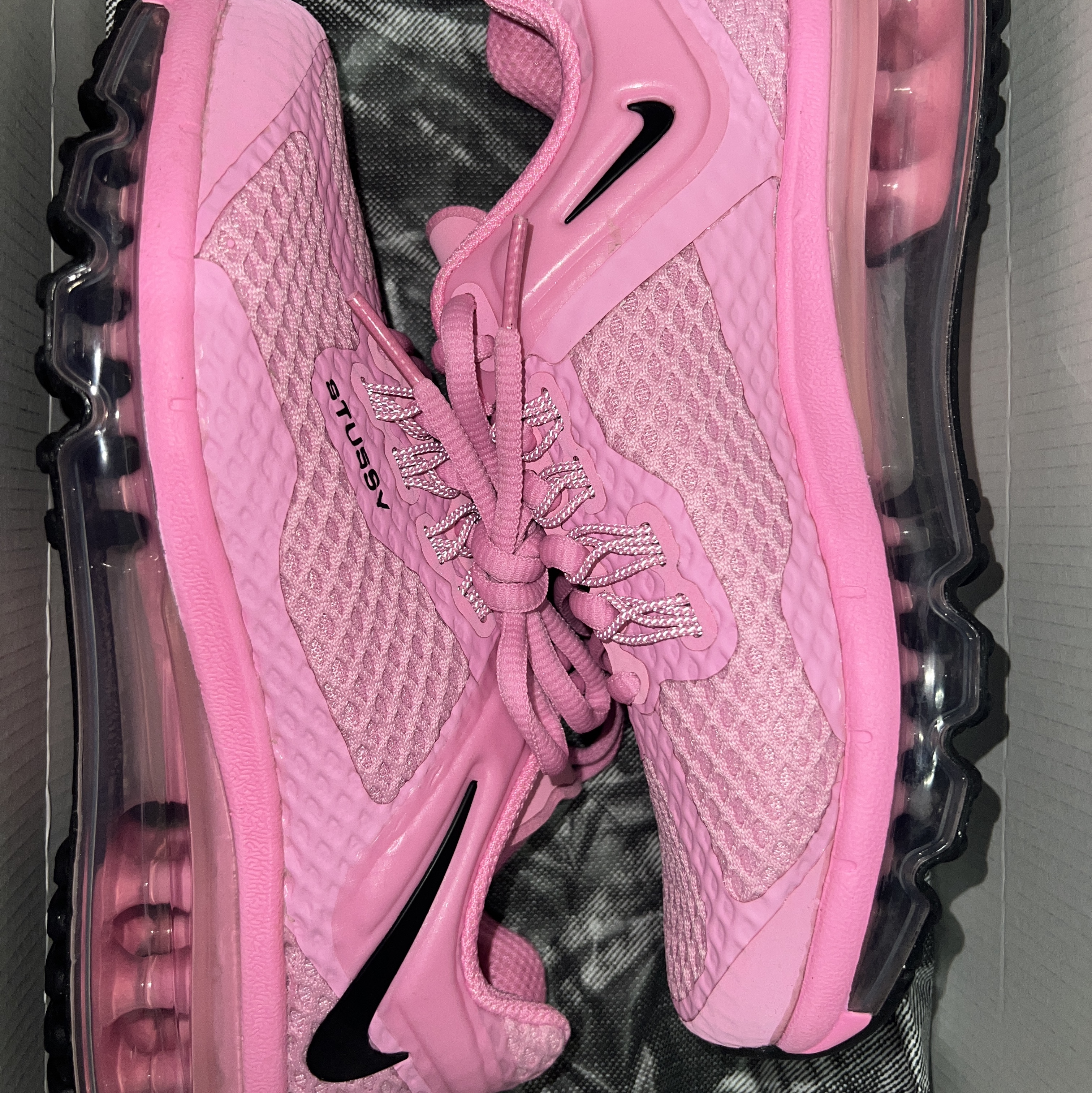 Nike x Stussy Air Max 2013 Psychic Pink 착용 스타일