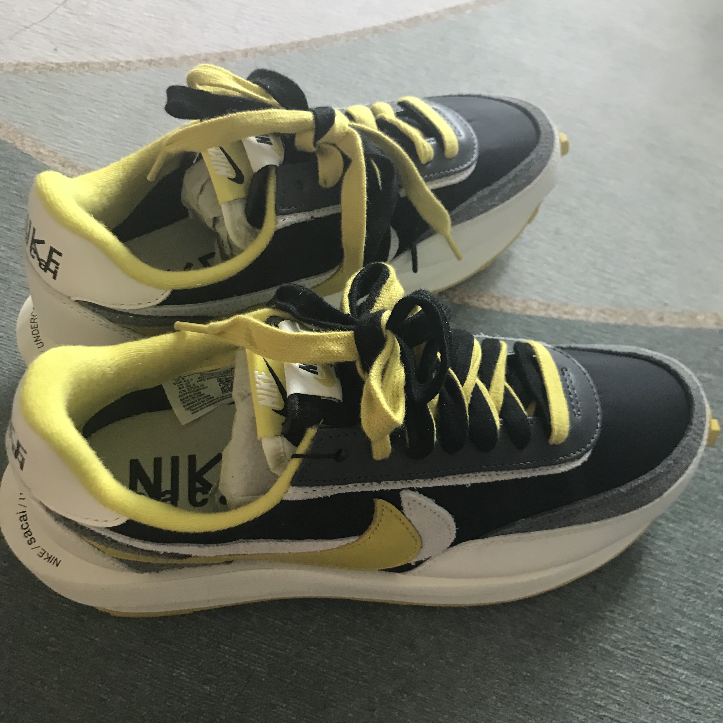 Nike x Sacai x Undercover LDWaffle Black Bright Citron 착용 스타일