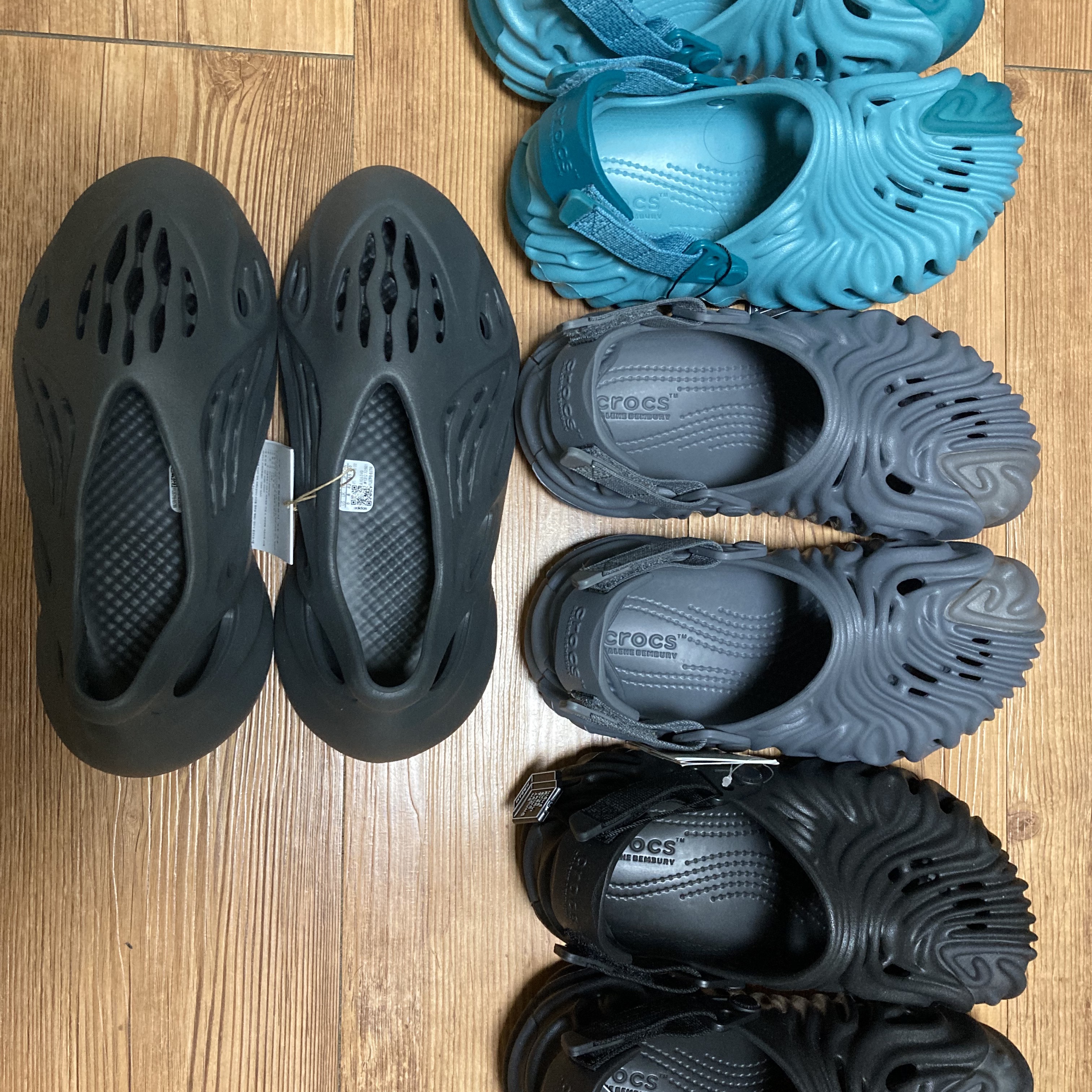 Crocs x Salehe Bembury Pollex Clog Niagara, Crocs x Salehe Bembury Pollex Clog Sasquatch 착용 스타일
