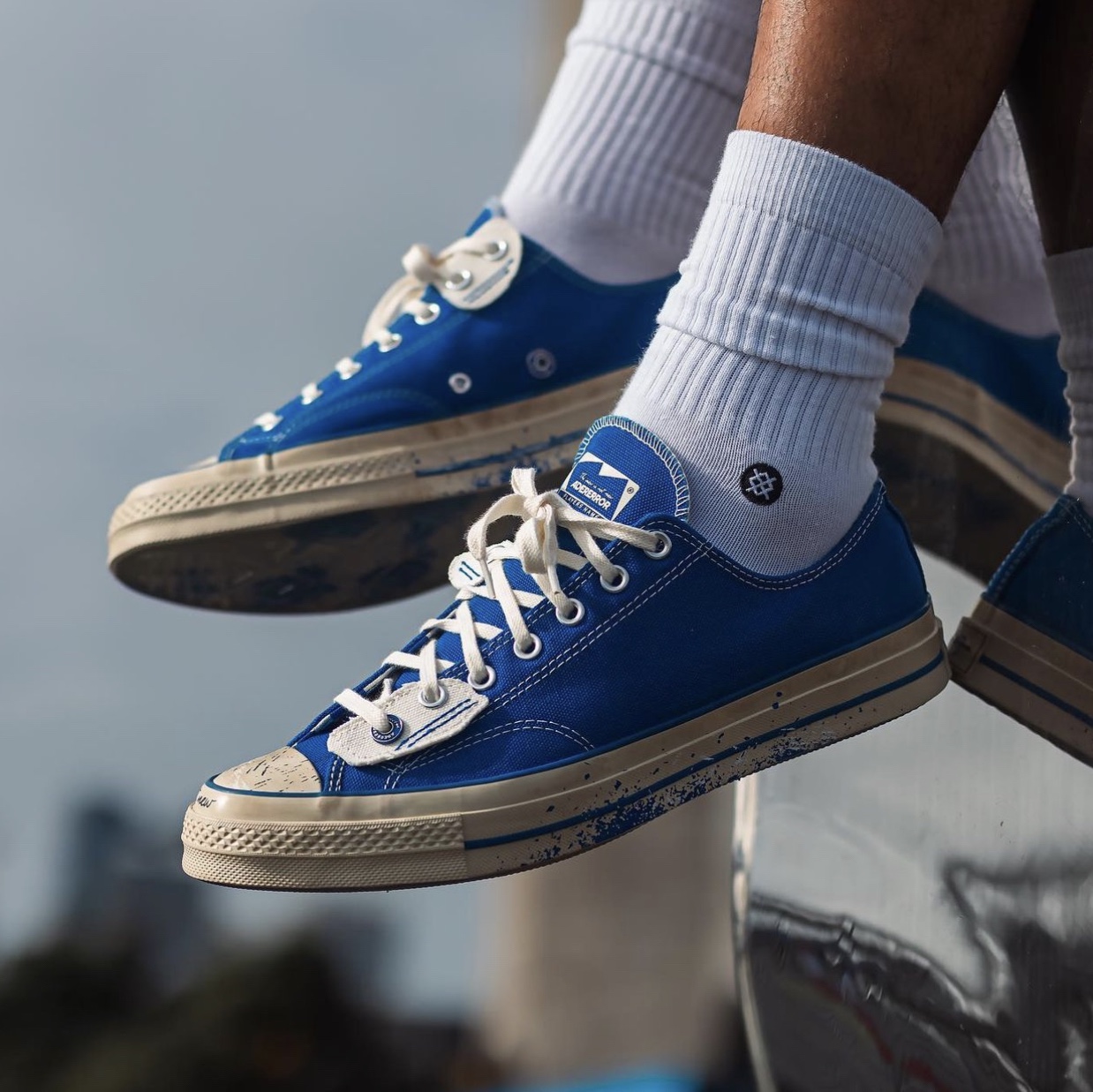 Converse x Ader Error Chuck 70 Ox Imperial Blue 착용 스타일 - 5