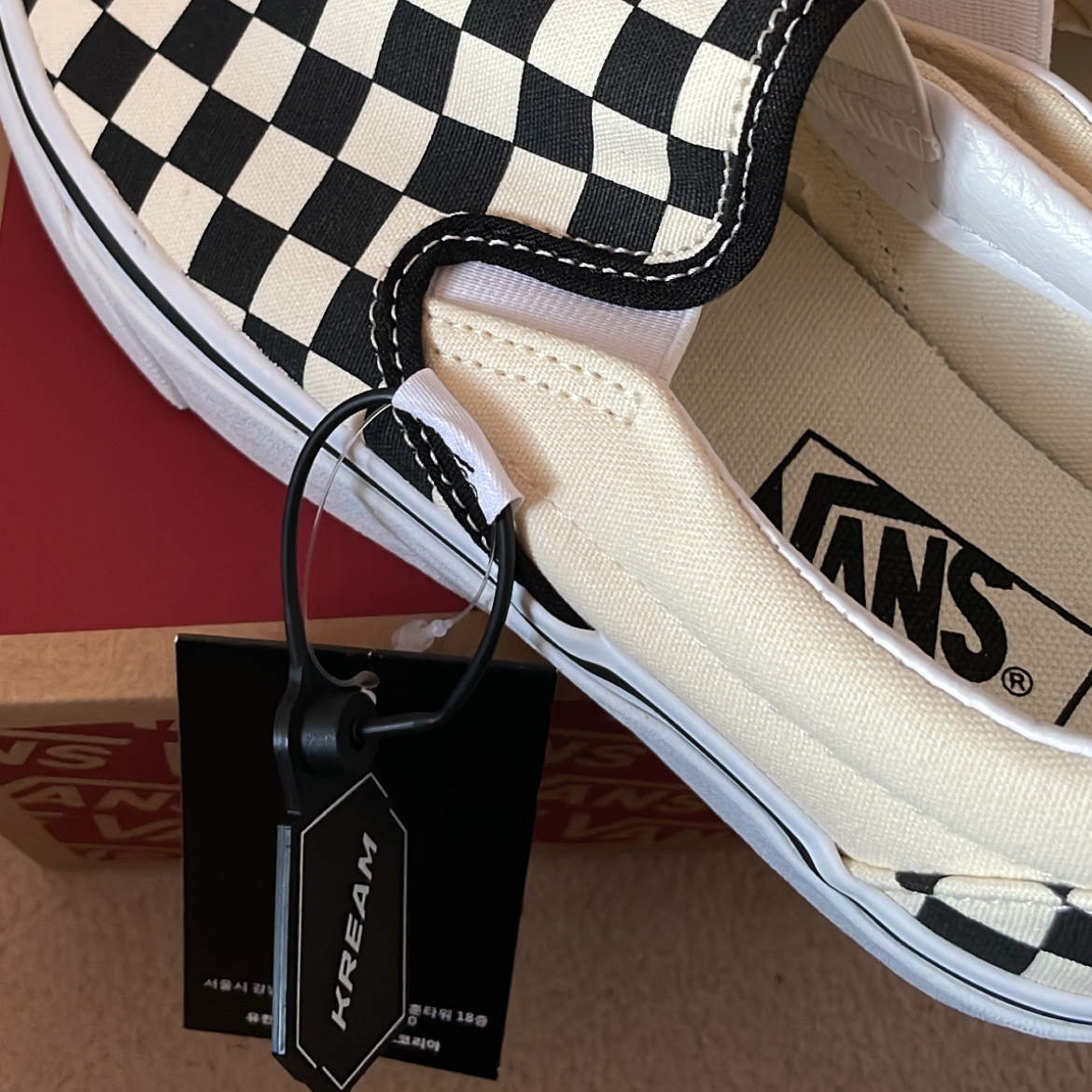 Vans Slip-On Checkerboard 착용 스타일