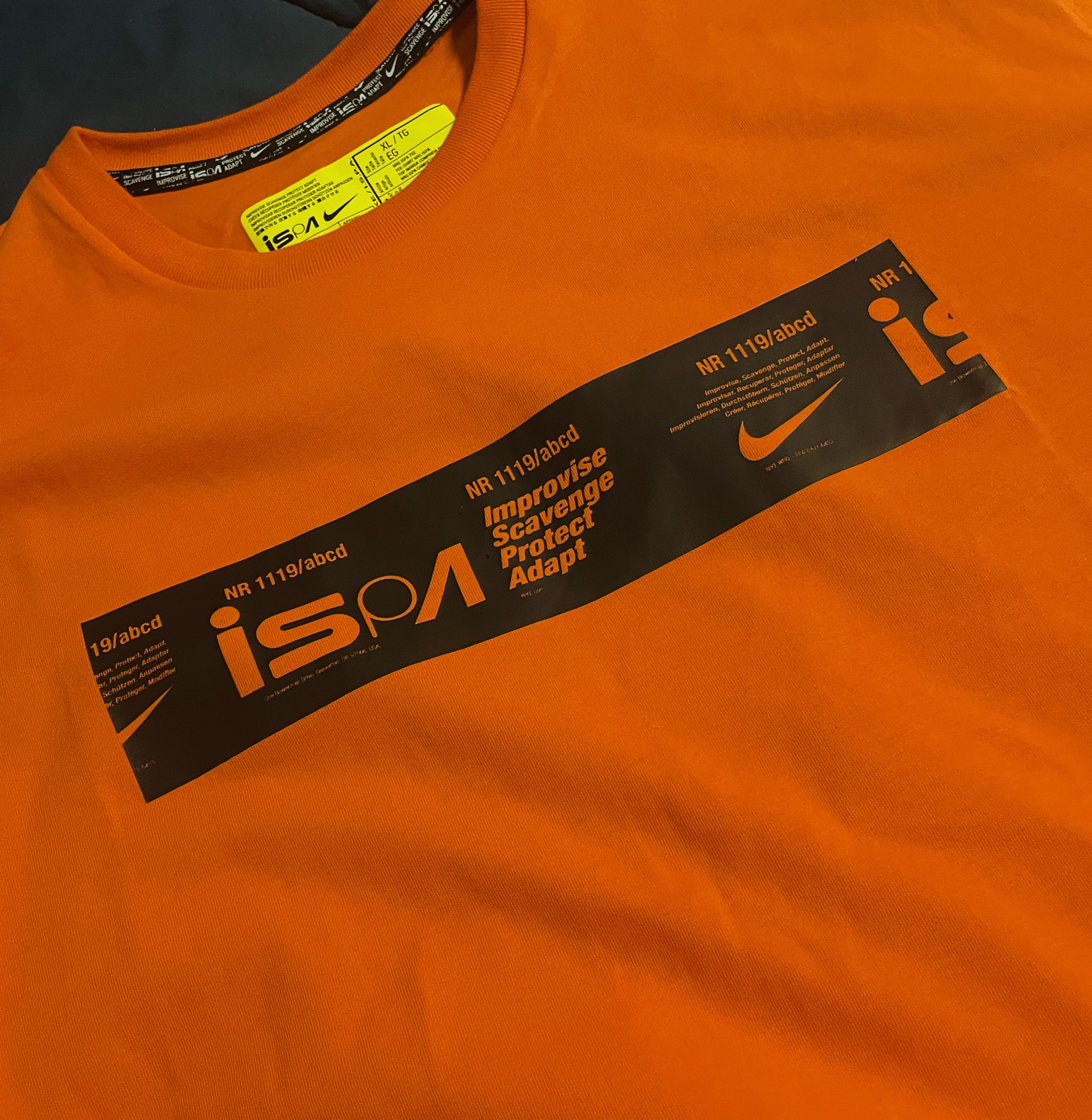 Nike NRG ISPA Graphic T-Shirt Orange 착용 스타일 - 2