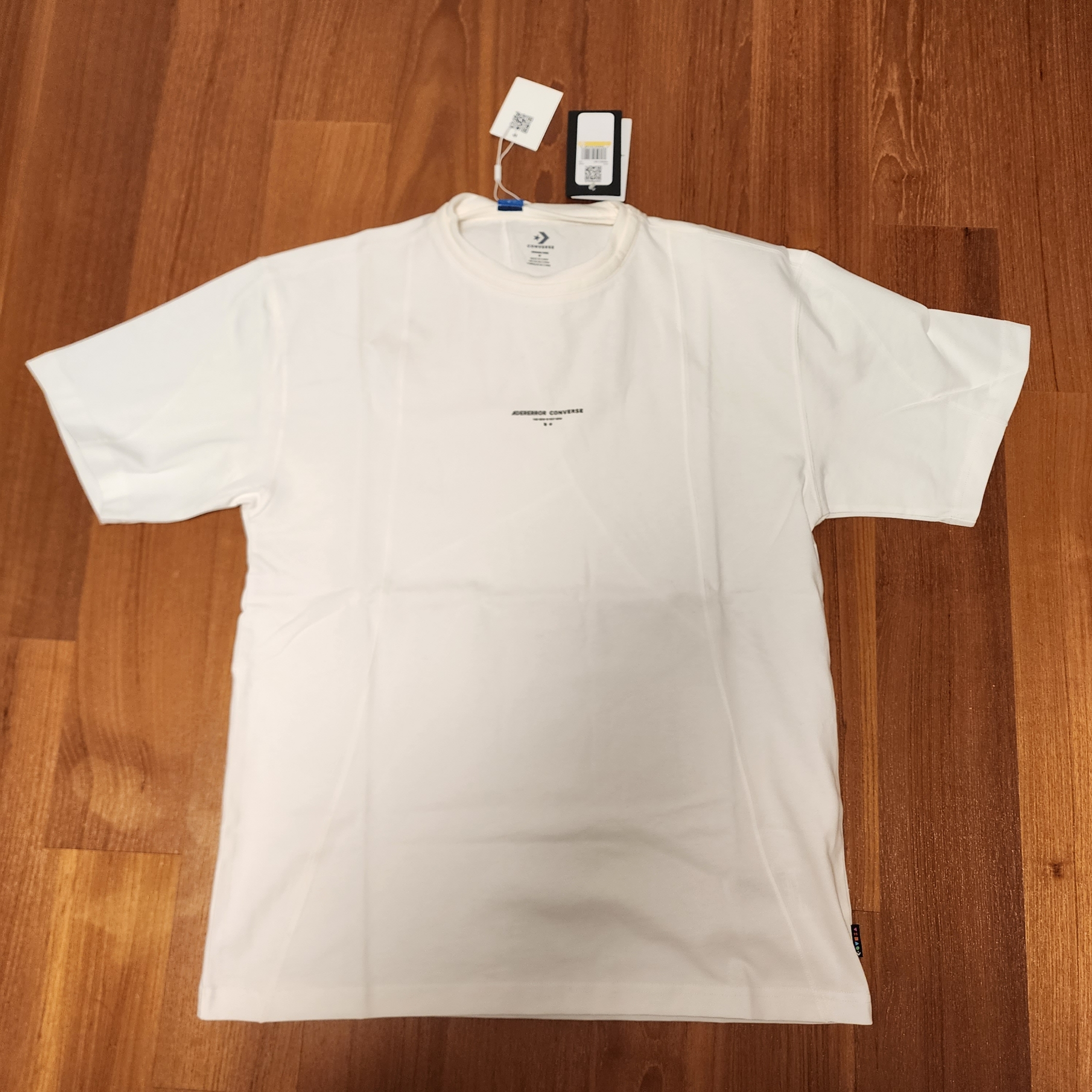 Converse x Ader Error Shapes T-Shirt Cloud Dancer 착용 스타일 - 1