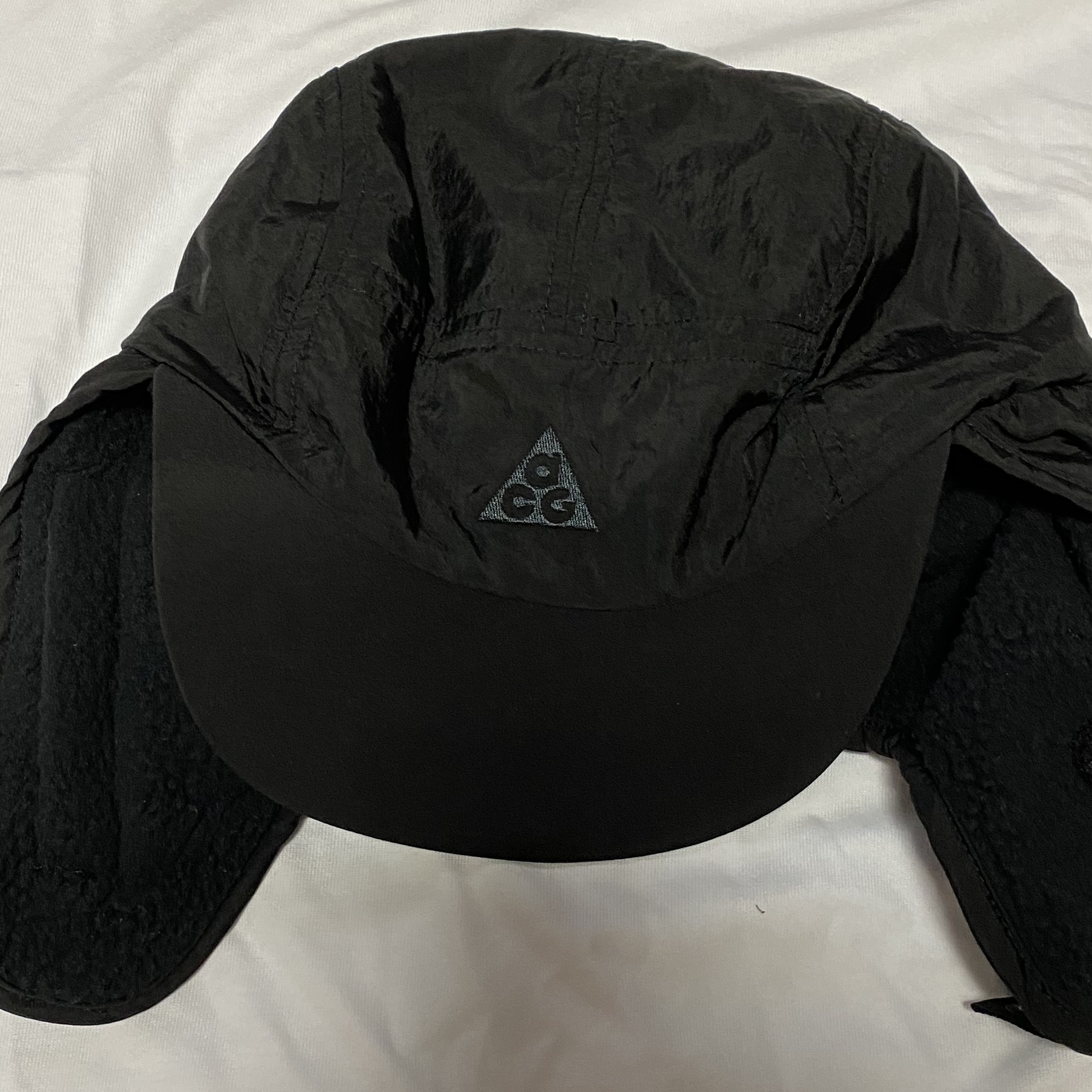 Nike ACG Warm AW84 Cap Black Anthracite 착용 스타일