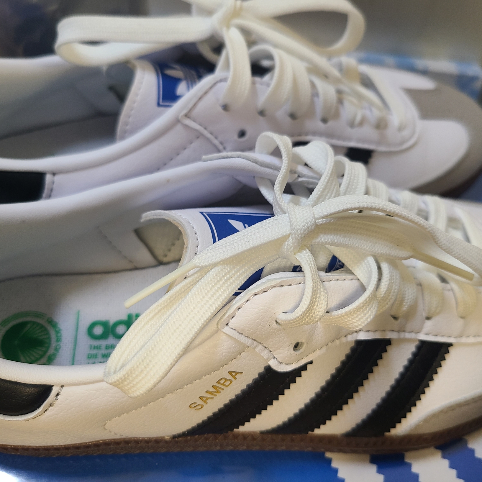Adidas Samba Vegan White Black 착용 스타일