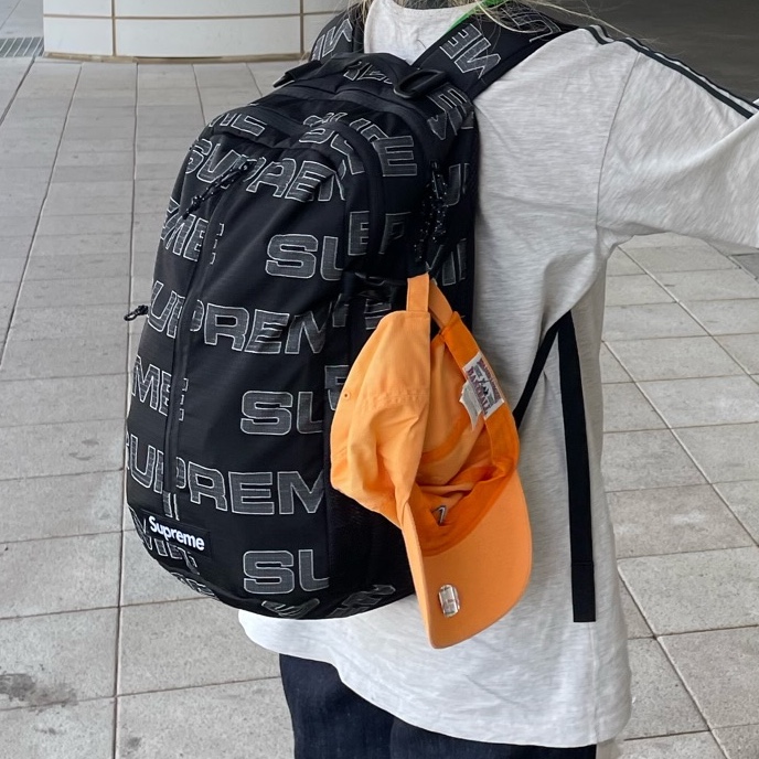 Supreme Backpack Black - 21FW 착용 스타일