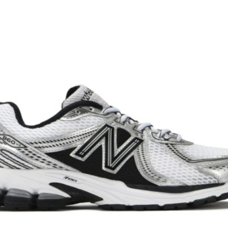 New Balance 860v2 White Black 착용 스타일