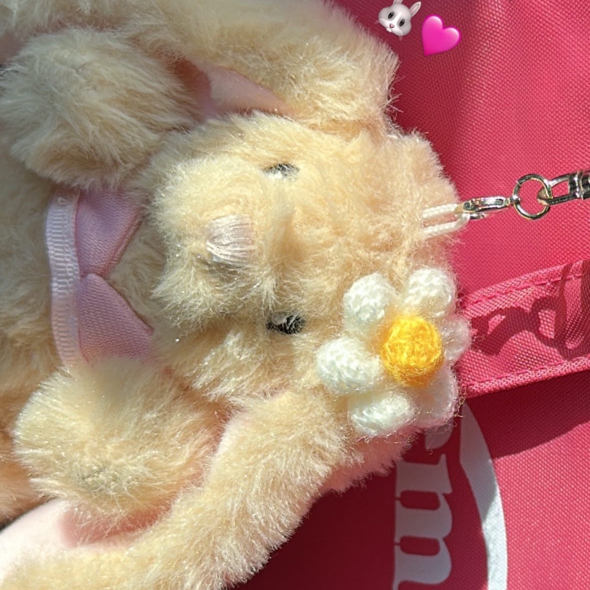 Glowny Aloha Lony Keyring 착용 스타일
