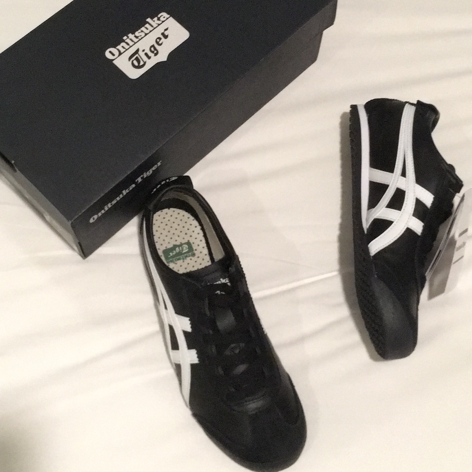 Onitsuka Tiger Mexico 66 Black White 착용 스타일