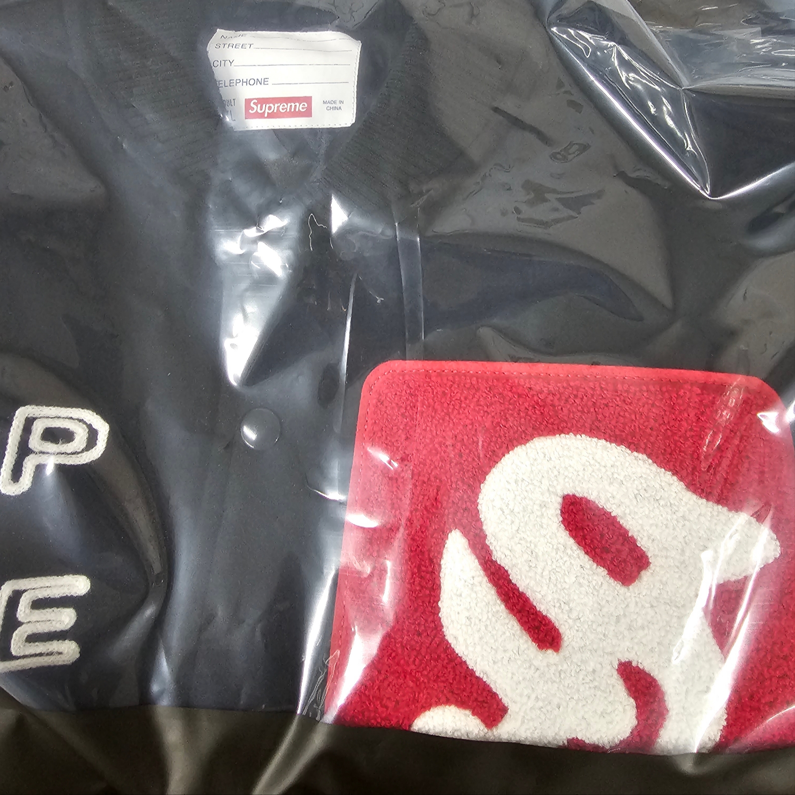 Supreme Tourist Varsity Jacket Black - 23SS 착용 스타일