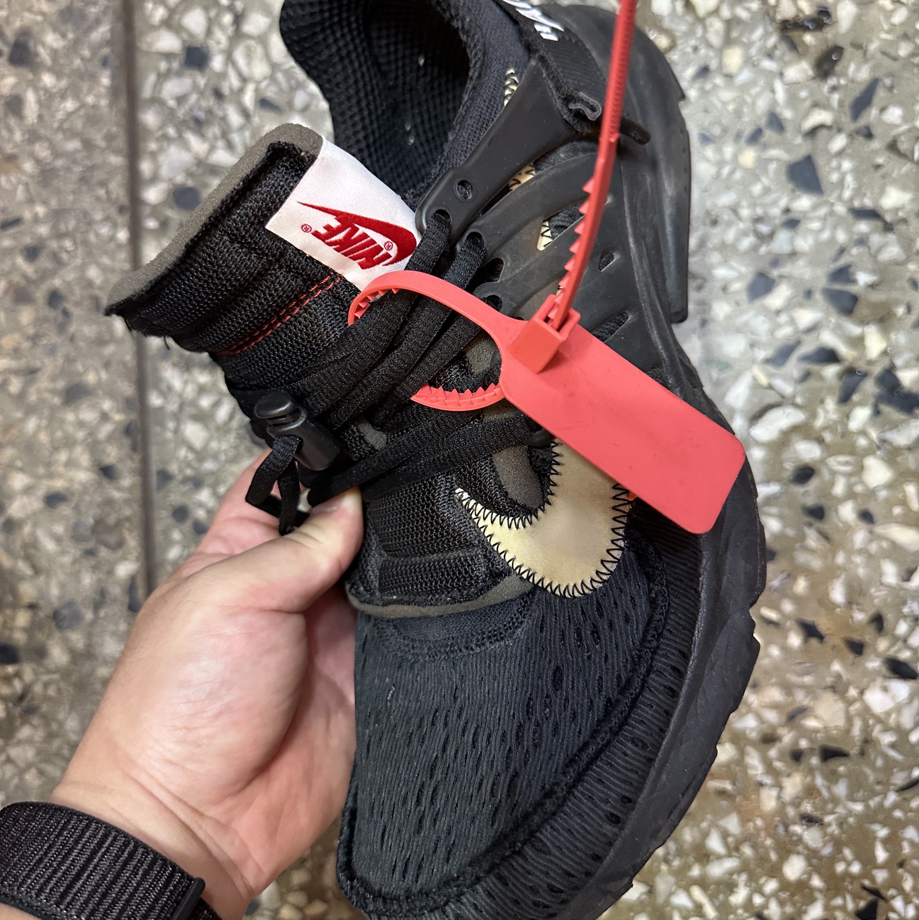 Nike x Off-White Air Presto Black 착용 스타일