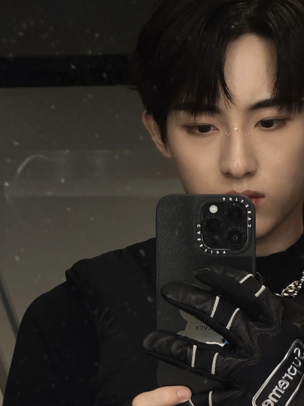 Supreme x Franklin CFX Pro Batting Gloves Black - 22SS 착용 스타일