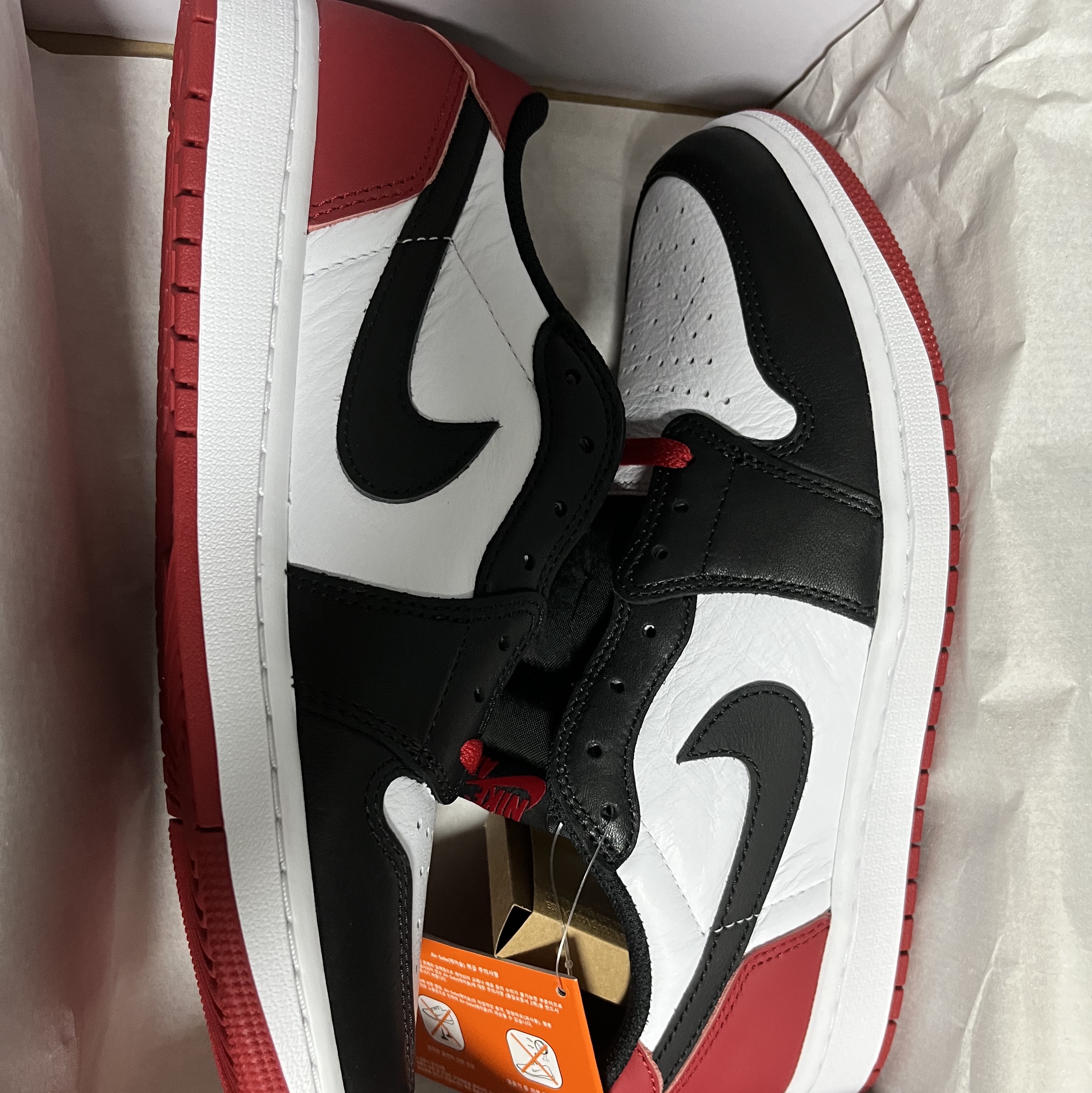 Jordan 1 Retro Low OG Black Toe 착용 스타일
