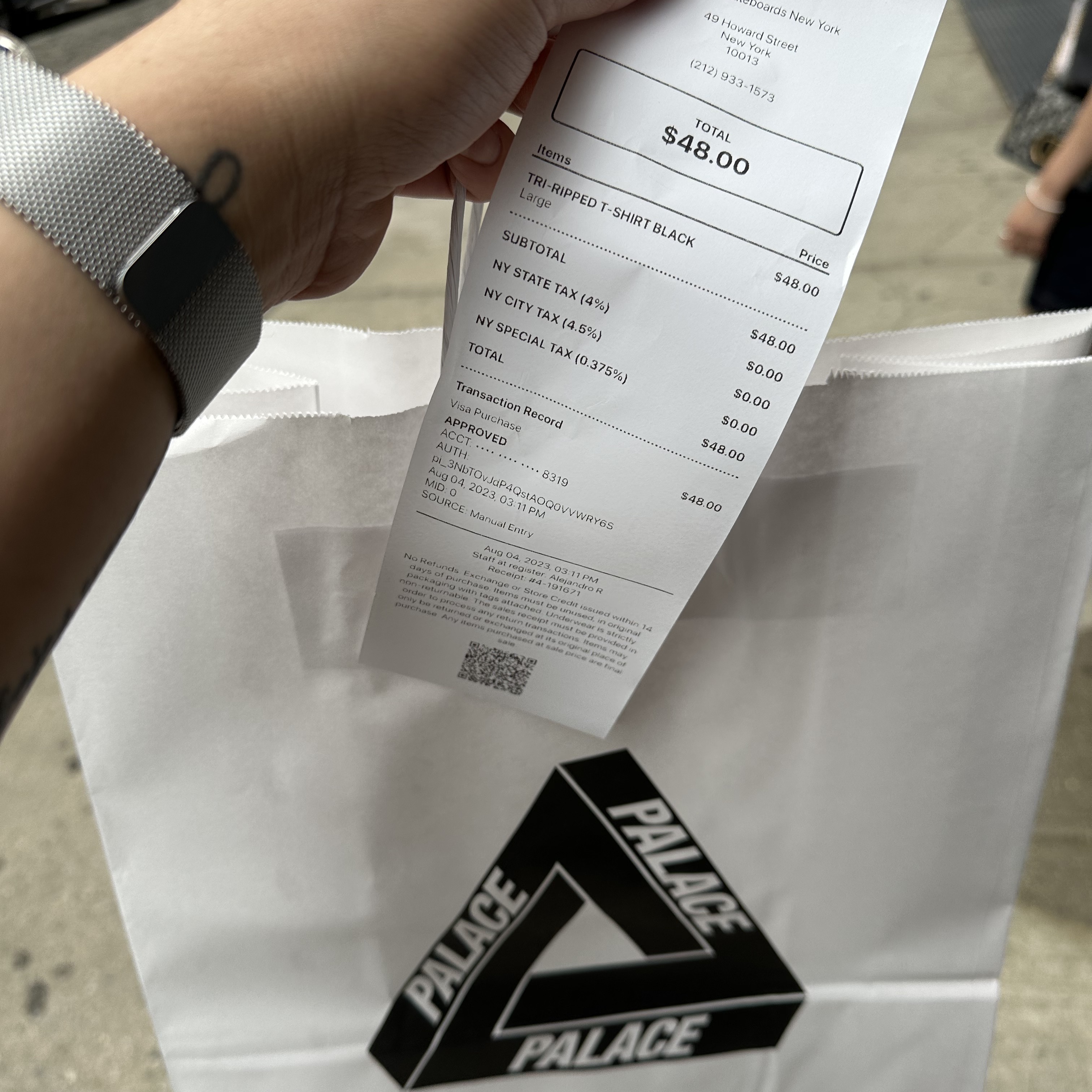 Palace Tri-Ripped T-Shirt Black - 23FW 착용 스타일 - 2