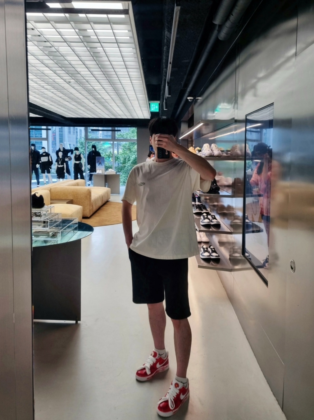 Wooyoungmi Nylon Beige Back Logo T-Shirt Ivory - 22SS, Nike x Peaceminusone Air Force 1 Low Para-Noise - Korea Exclusive 착용 스타일