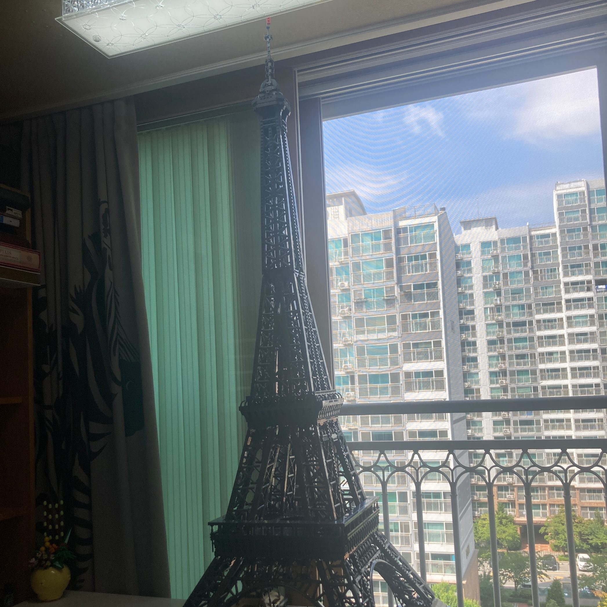 Lego The Eiffel Tower 착용 스타일 - 1