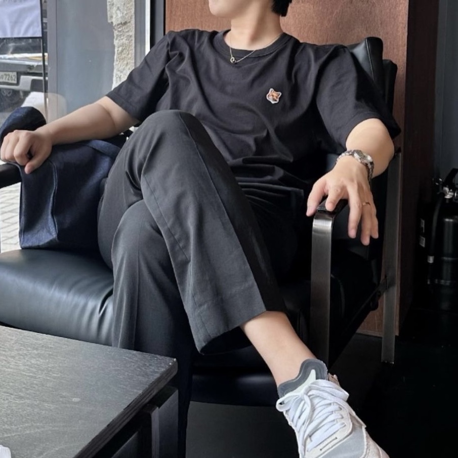 Maison Kitsune Fox Head Patch Classic T-Shirt Black, (GS) Nike Waffle One Infinite Lilac 착용 스타일