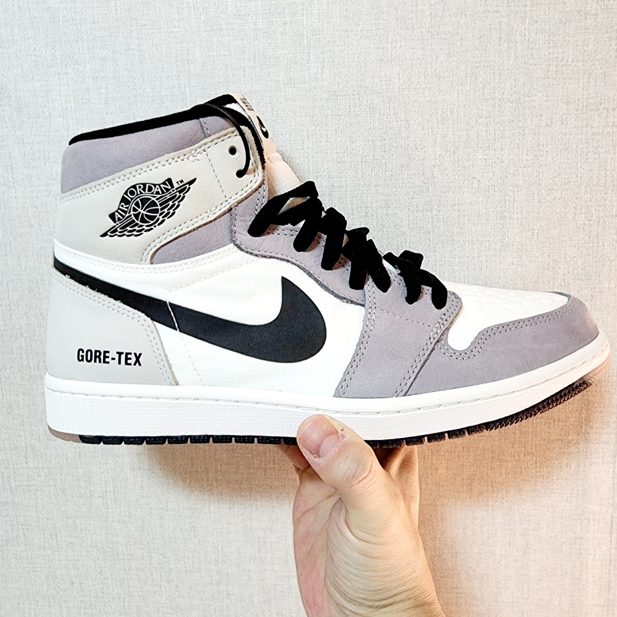 Jordan 1 Element Gore-Tex Sail 착용 스타일