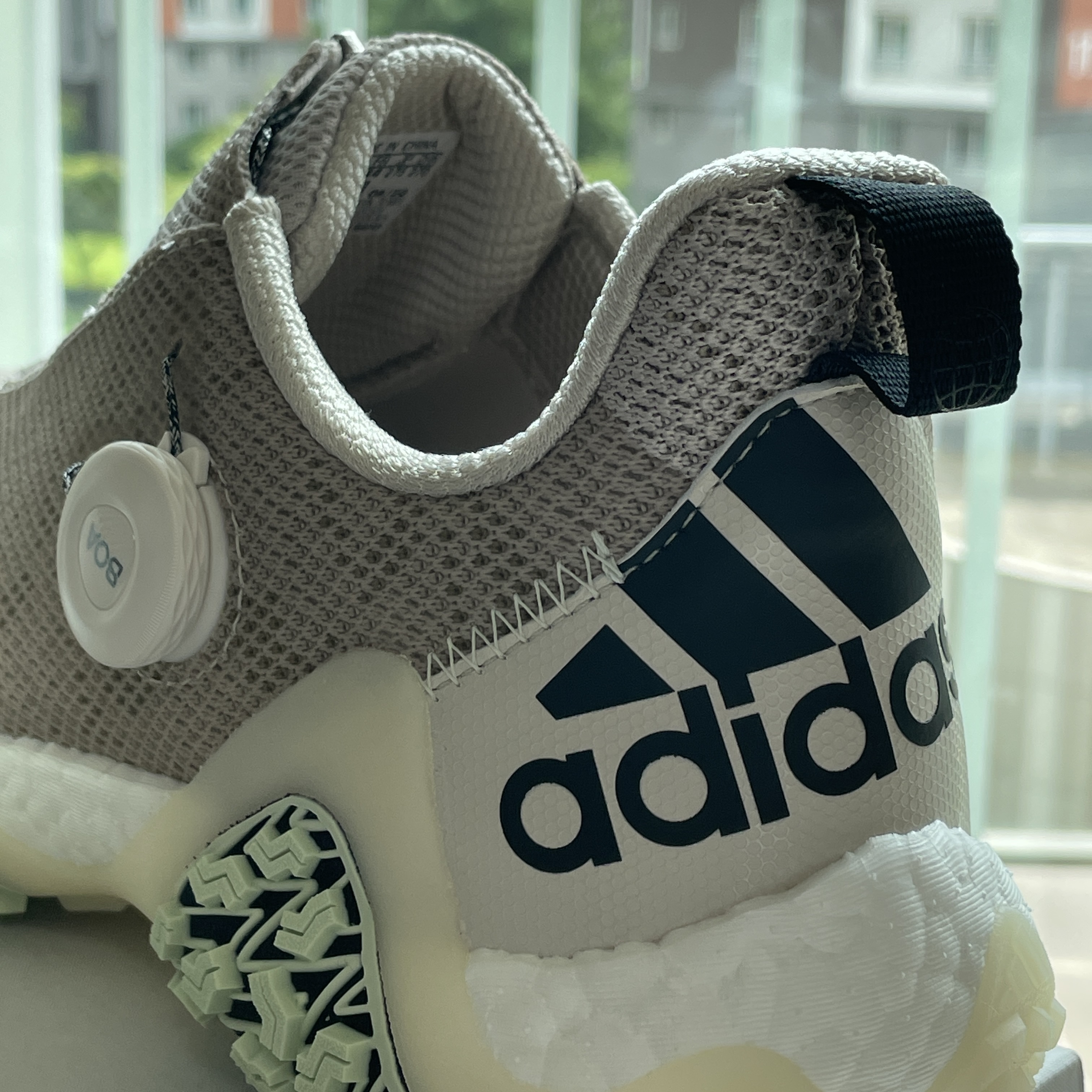 Adidas CodeChaos 22 Boa Spikeless Bliss 착용 스타일 - 2