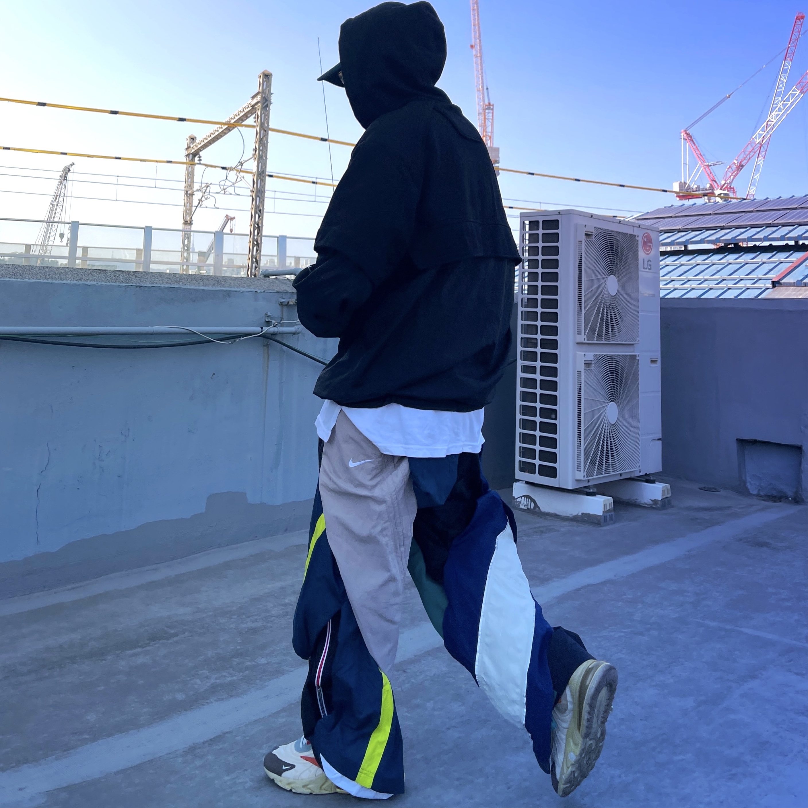 Nike x Travis Scott Air Max 270 React Cactus Trails, Nike NRG DH Pants Regency Purple 착용 스타일