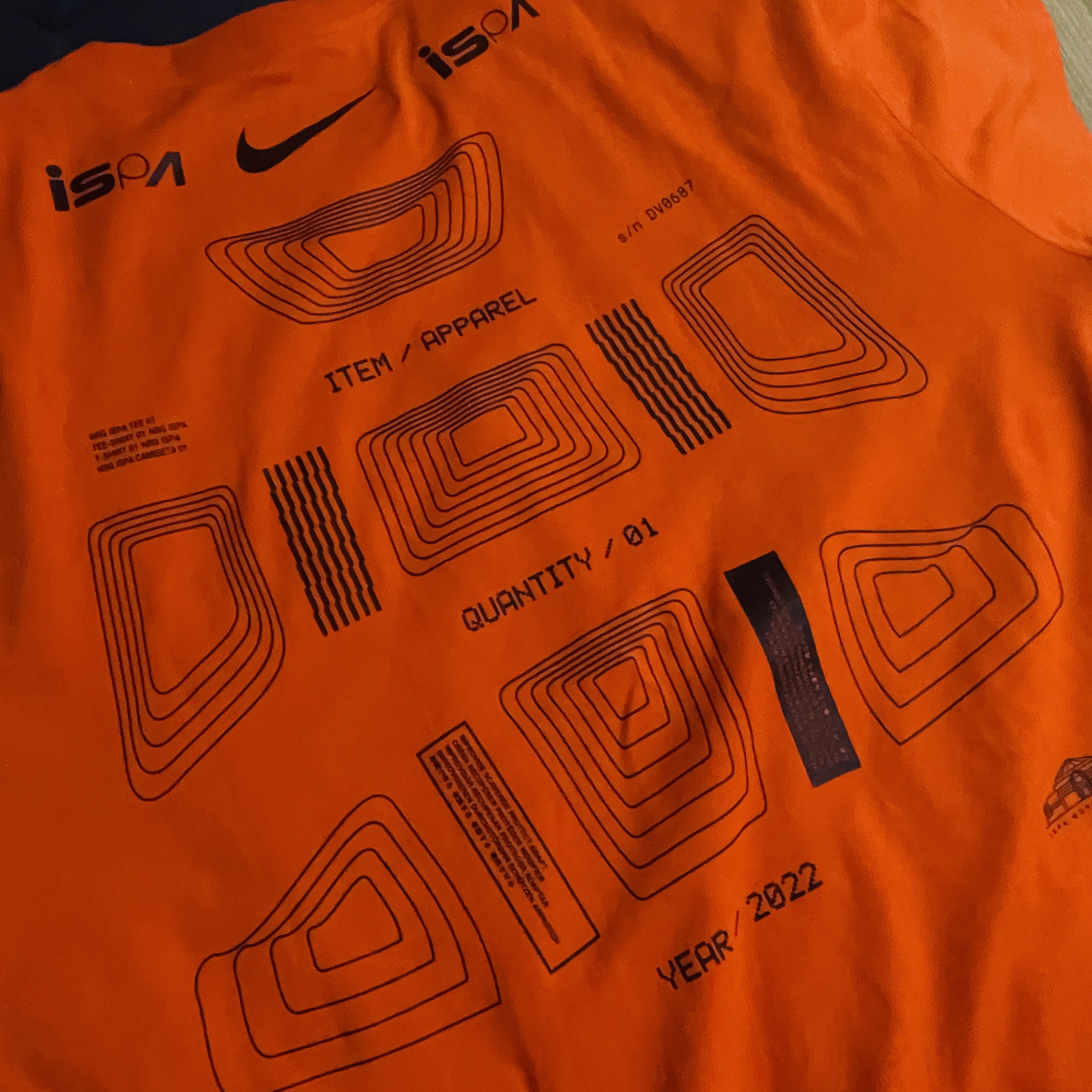 Nike NRG ISPA Graphic T-Shirt Orange 착용 스타일 - 3