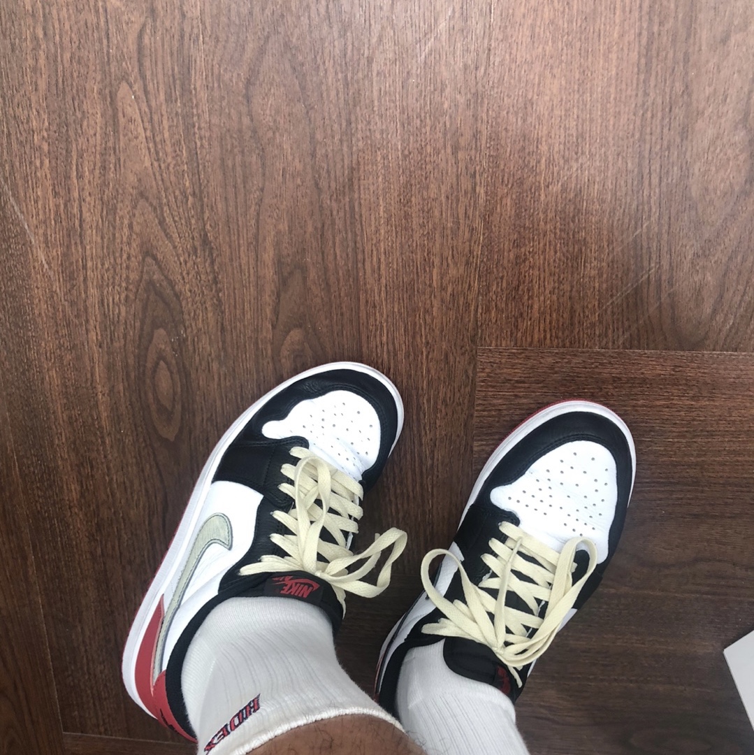 Jordan 1 Retro Low OG Black Toe 착용 스타일