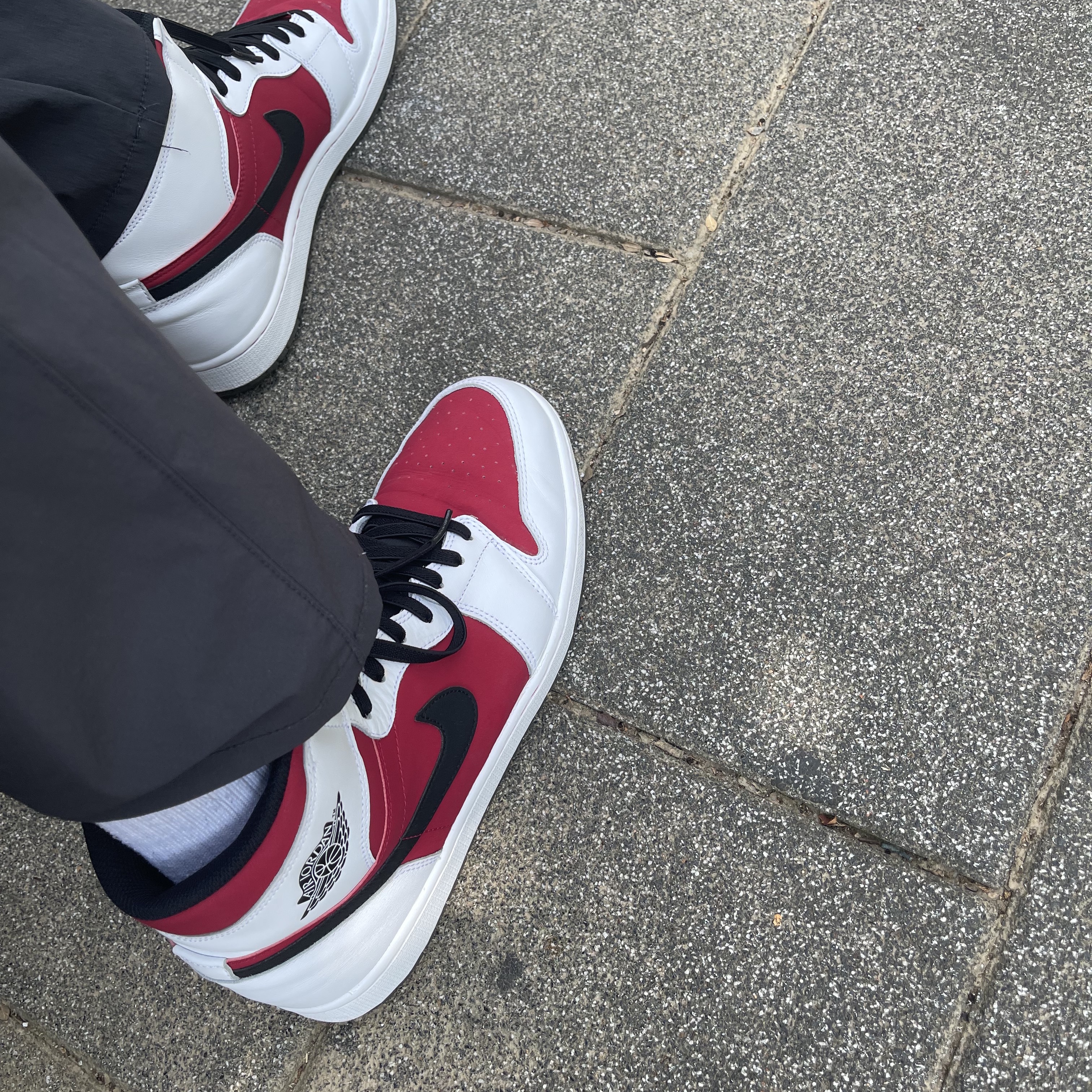 Jordan 1 Retro Carmine 2014 착용 스타일 - 3