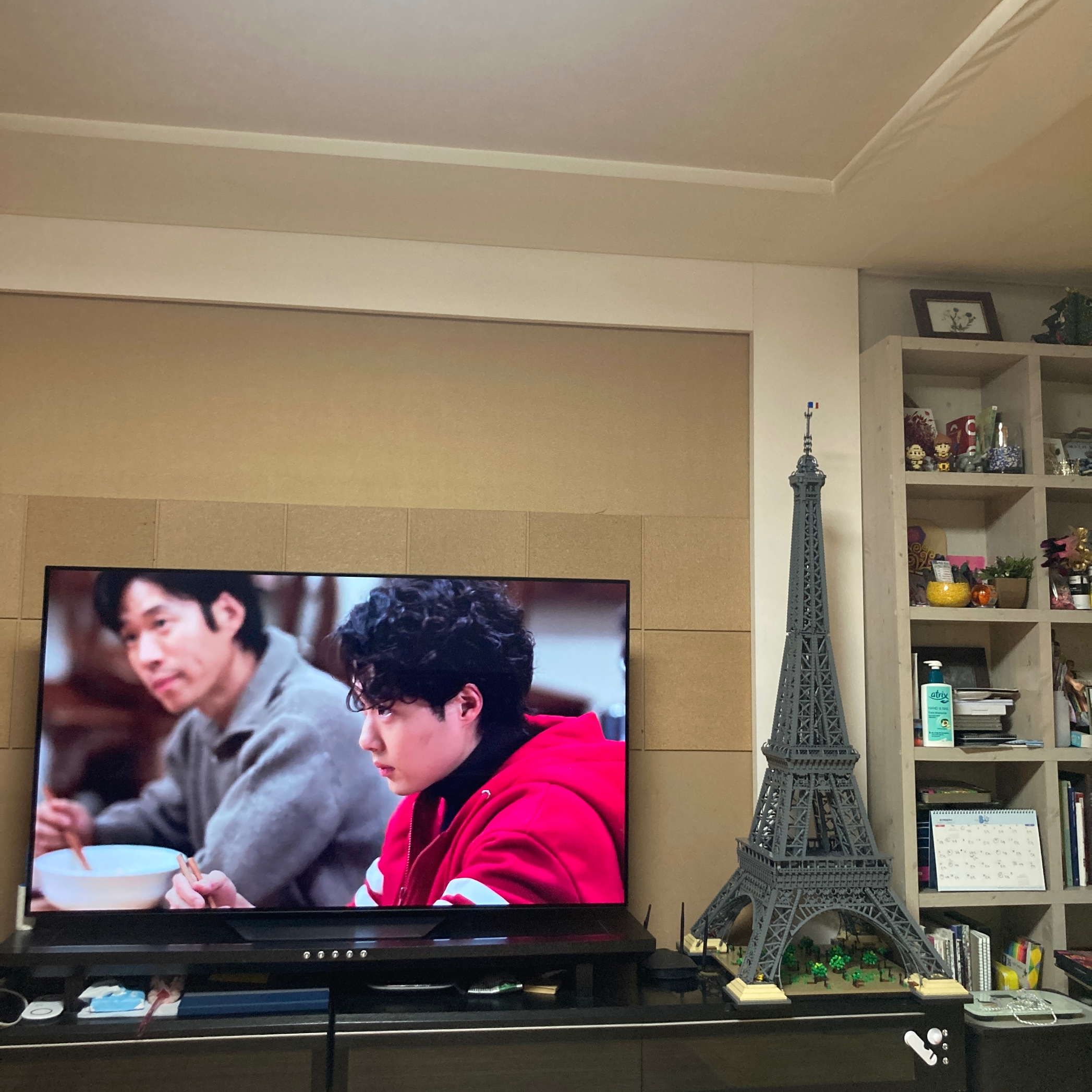 Lego The Eiffel Tower 착용 스타일 - 2