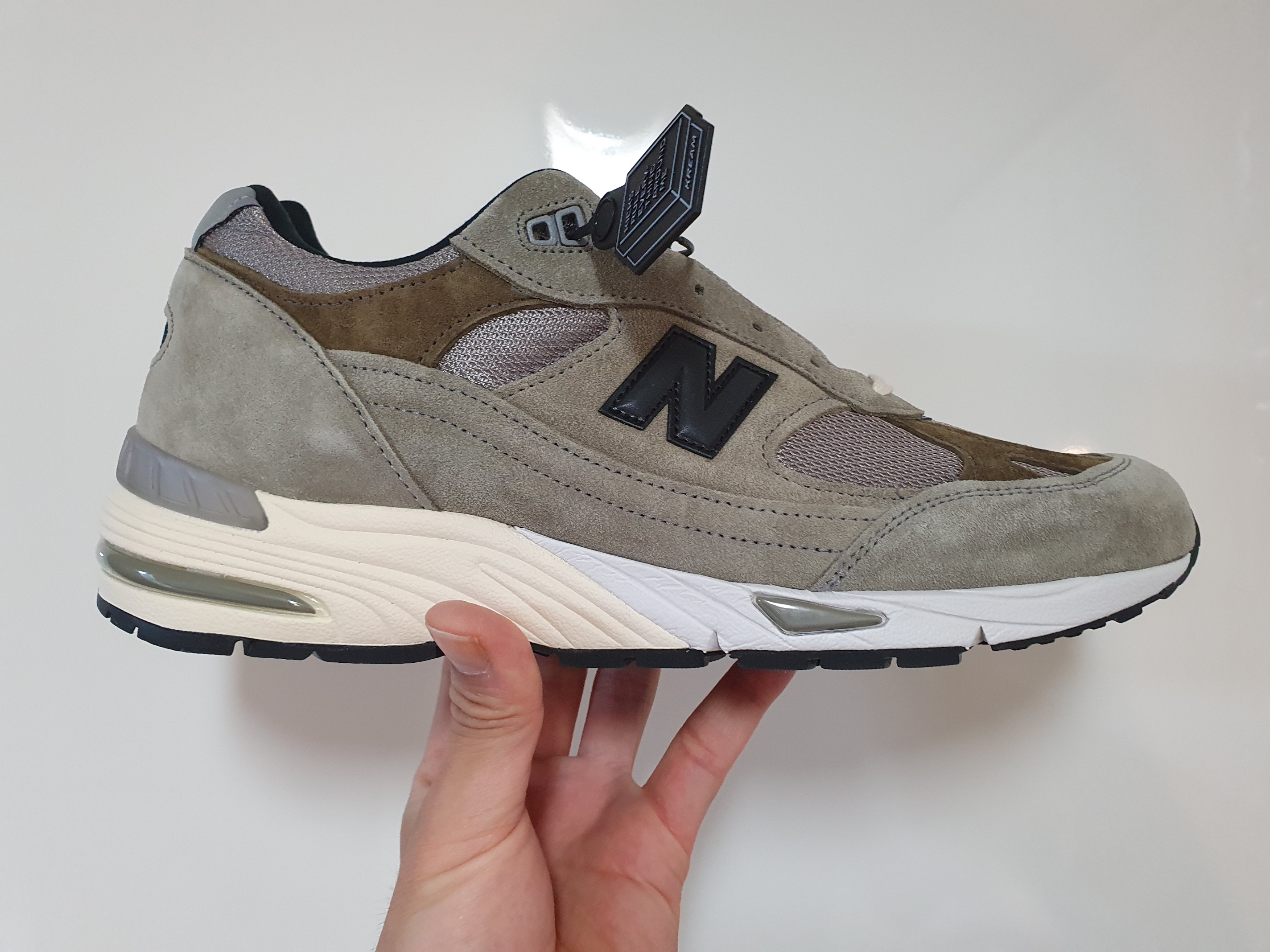 New Balance x JJJJound 991 Made in UK Grey 착용 스타일