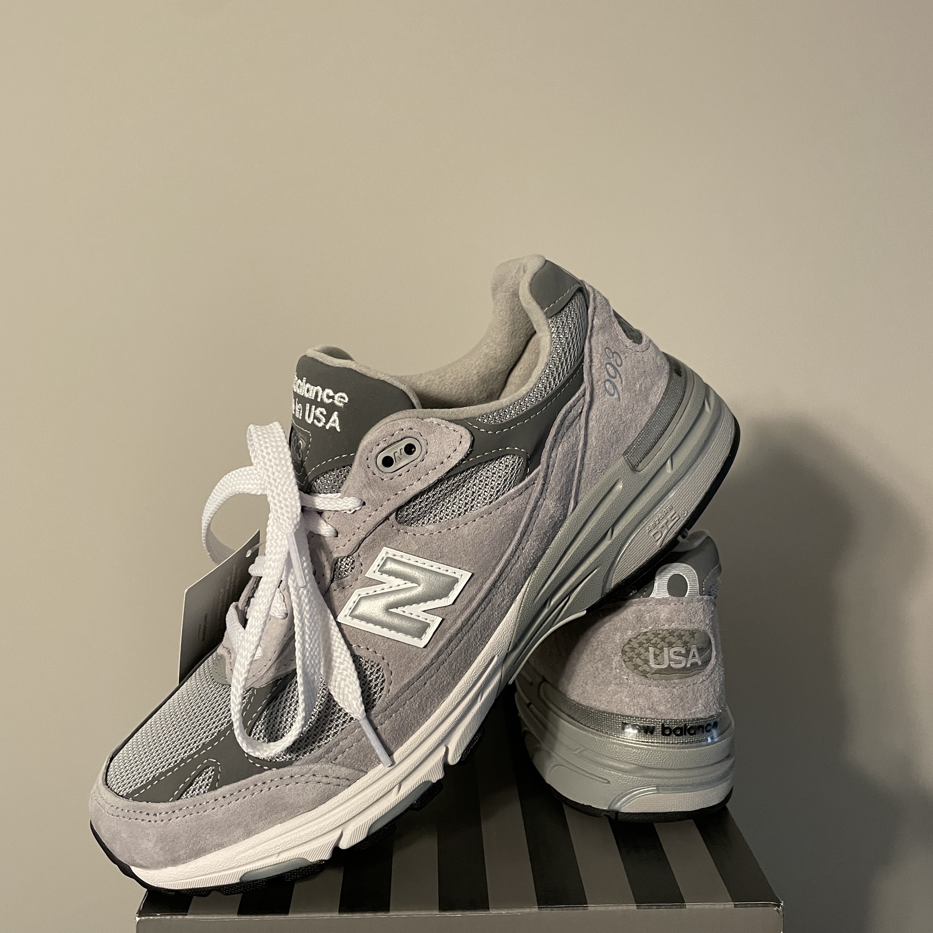 New Balance 993 Made in USA Grey - D Standard 착용 스타일