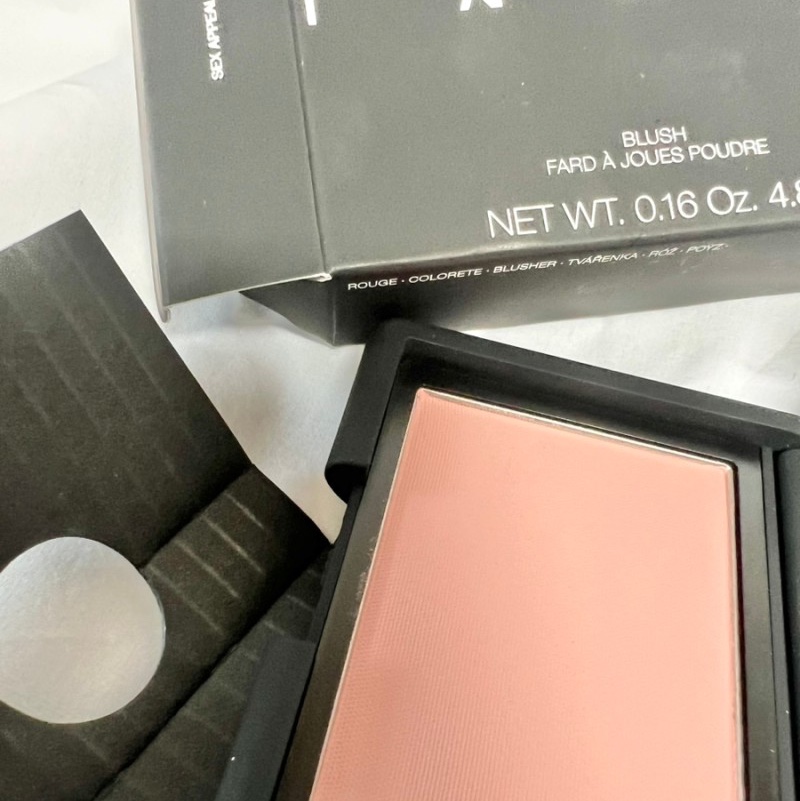 Nars Blush Sex Appeal 착용 스타일 - 2