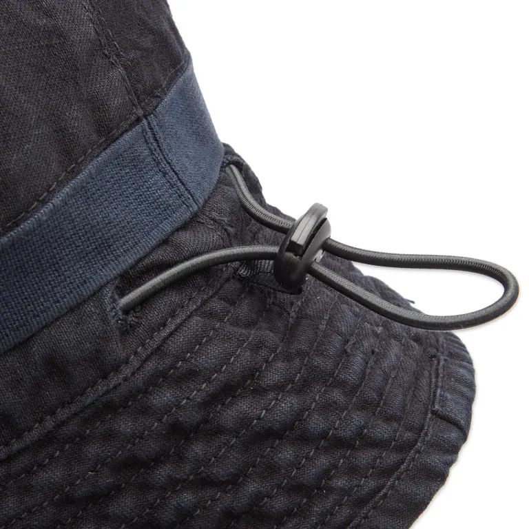 C.P. Company x END. Adapt Blu Bucket Hat Black Navy 착용 스타일 - 3