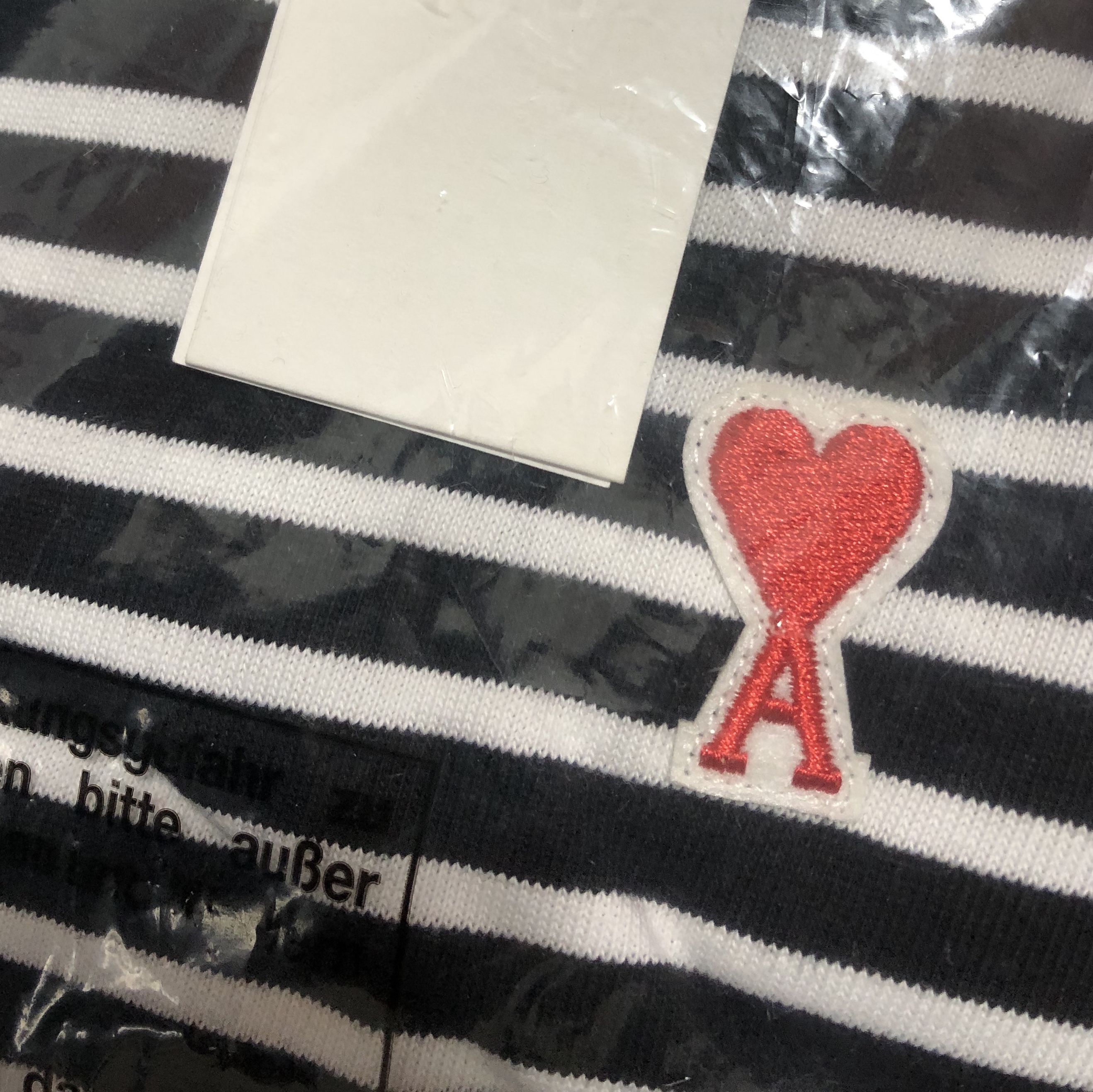 AMI de Coeur Mariniere Black 착용 스타일