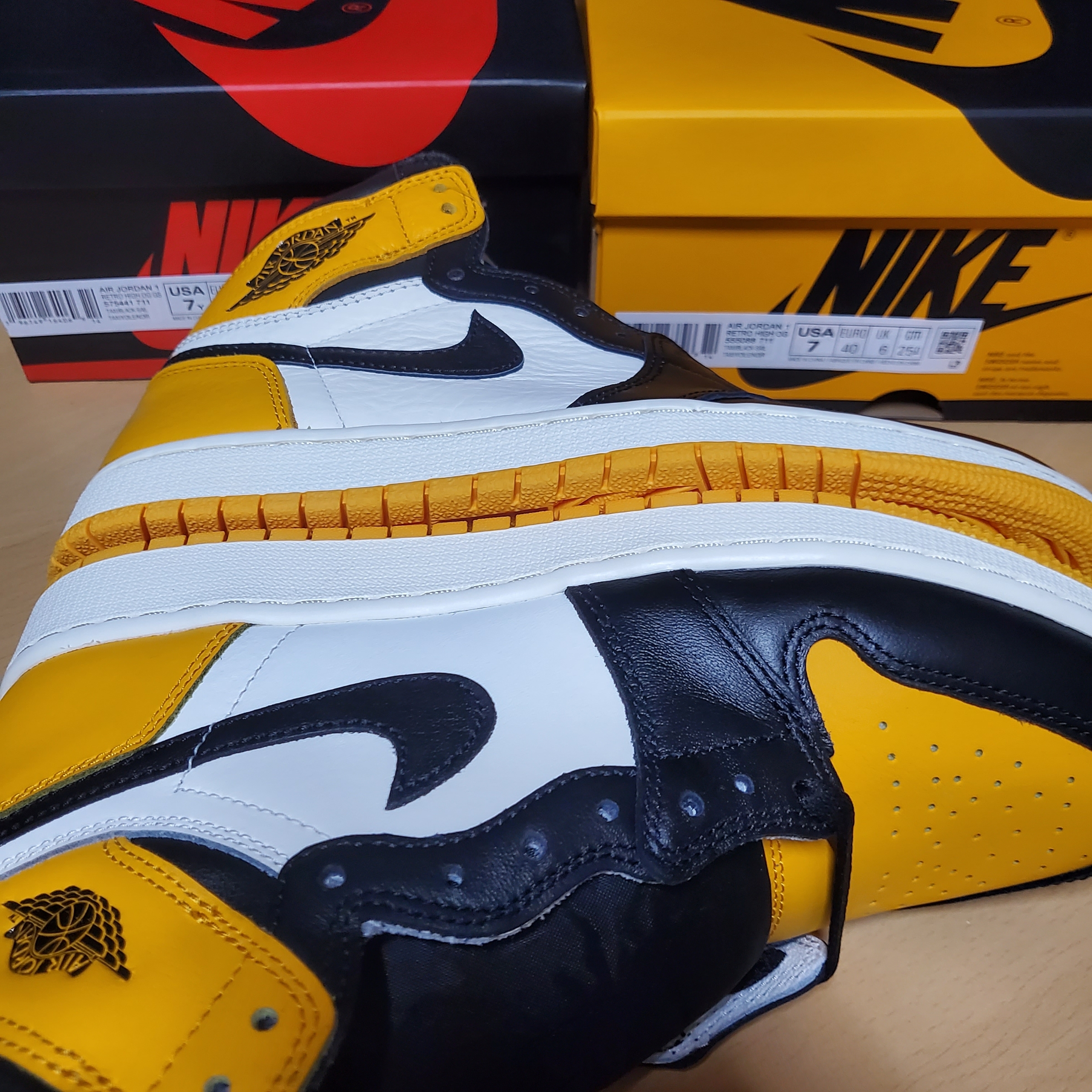 Jordan 1 Retro High OG Taxi, (GS) Jordan 1 Retro High OG Taxi 착용 스타일 - 3