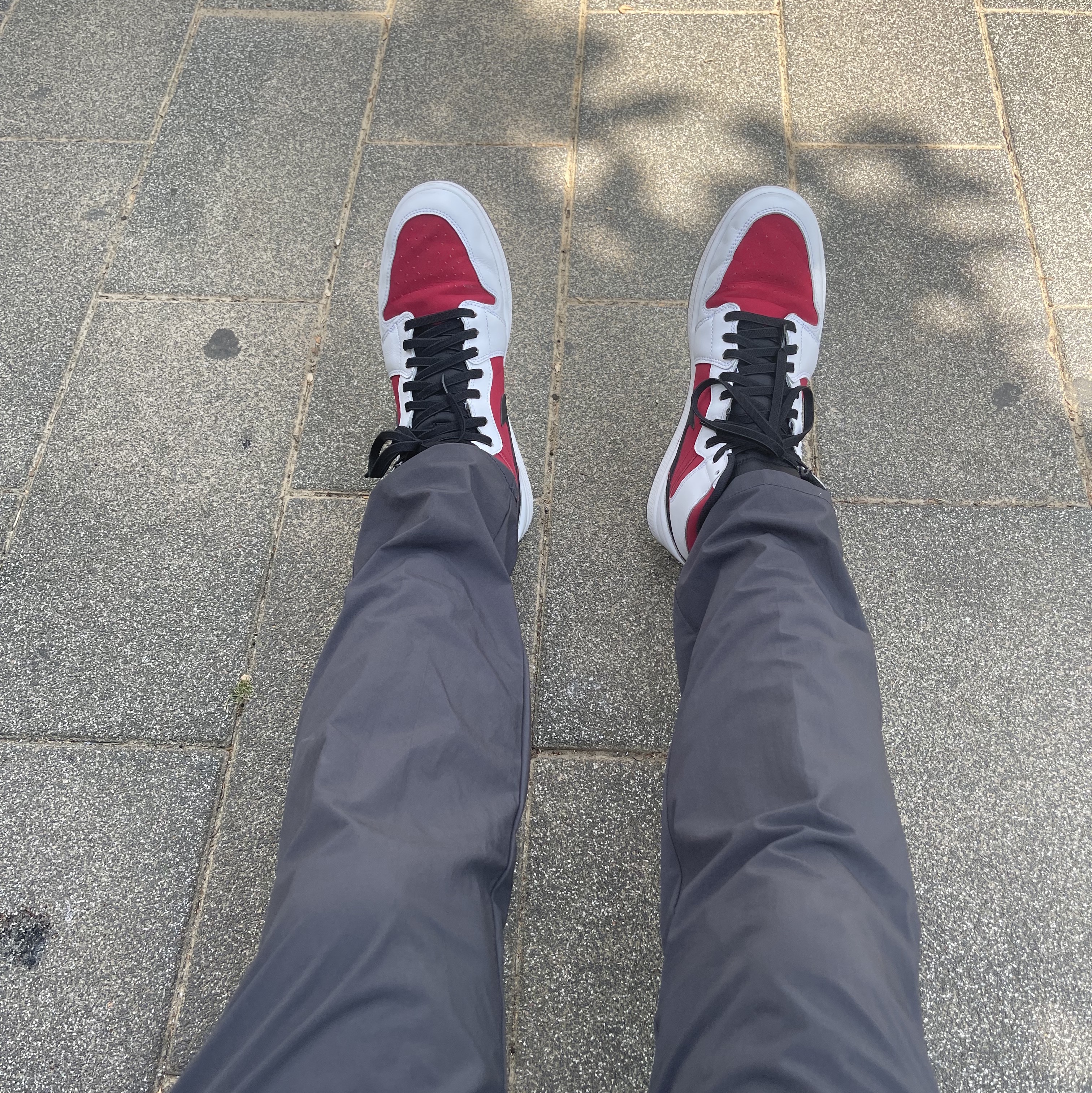 Jordan 1 Retro Carmine 2014 착용 스타일 - 1